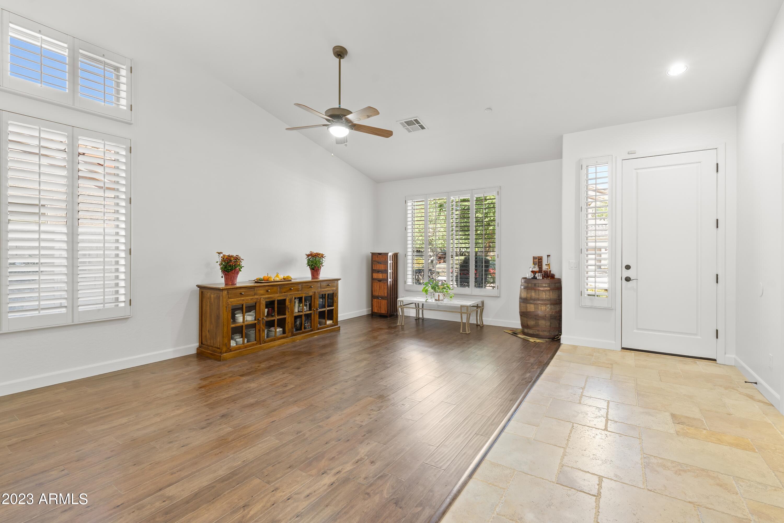 7241 E RUSTLING Pass