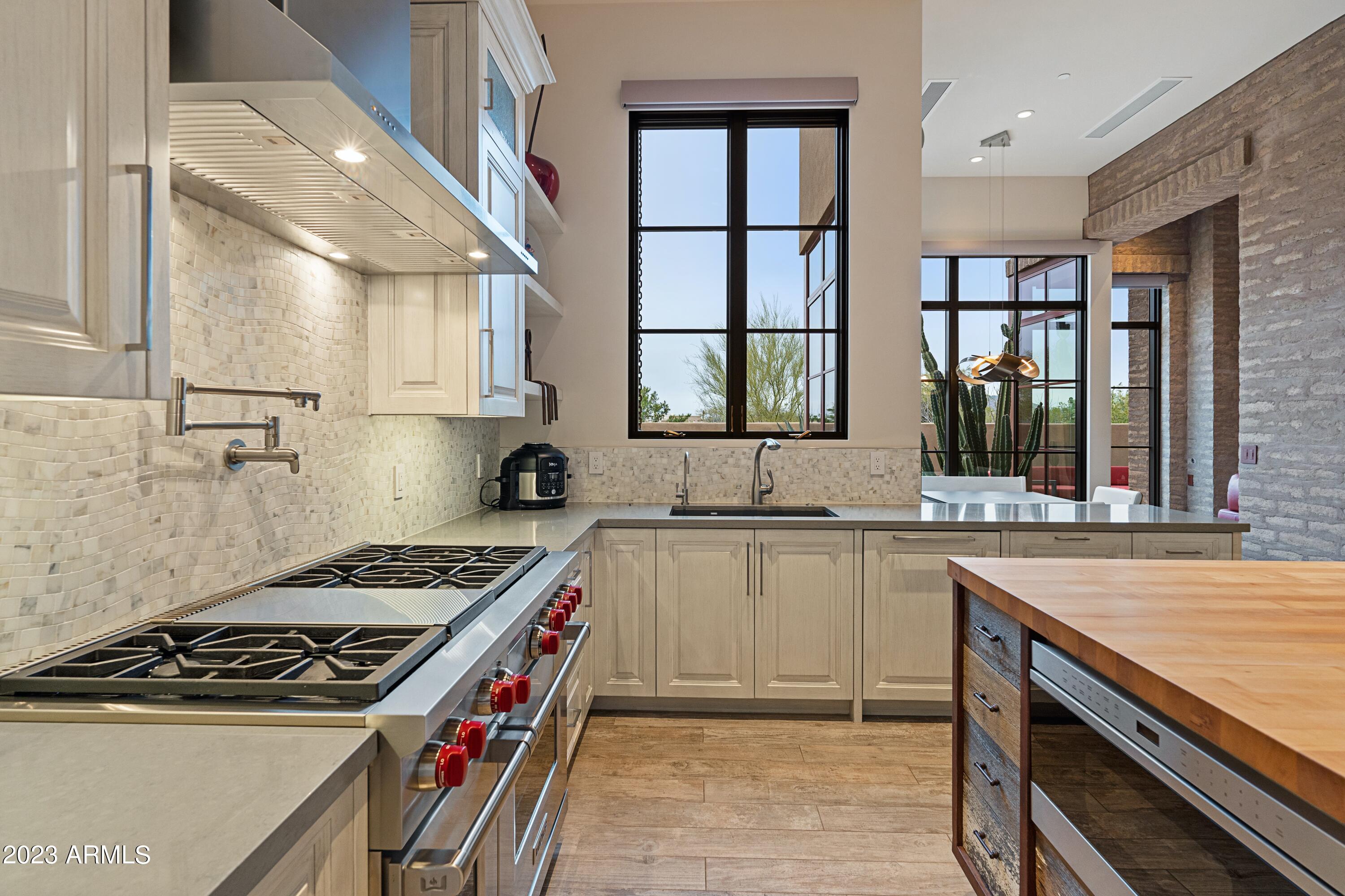 30600 N PIMA Road Unit: 65