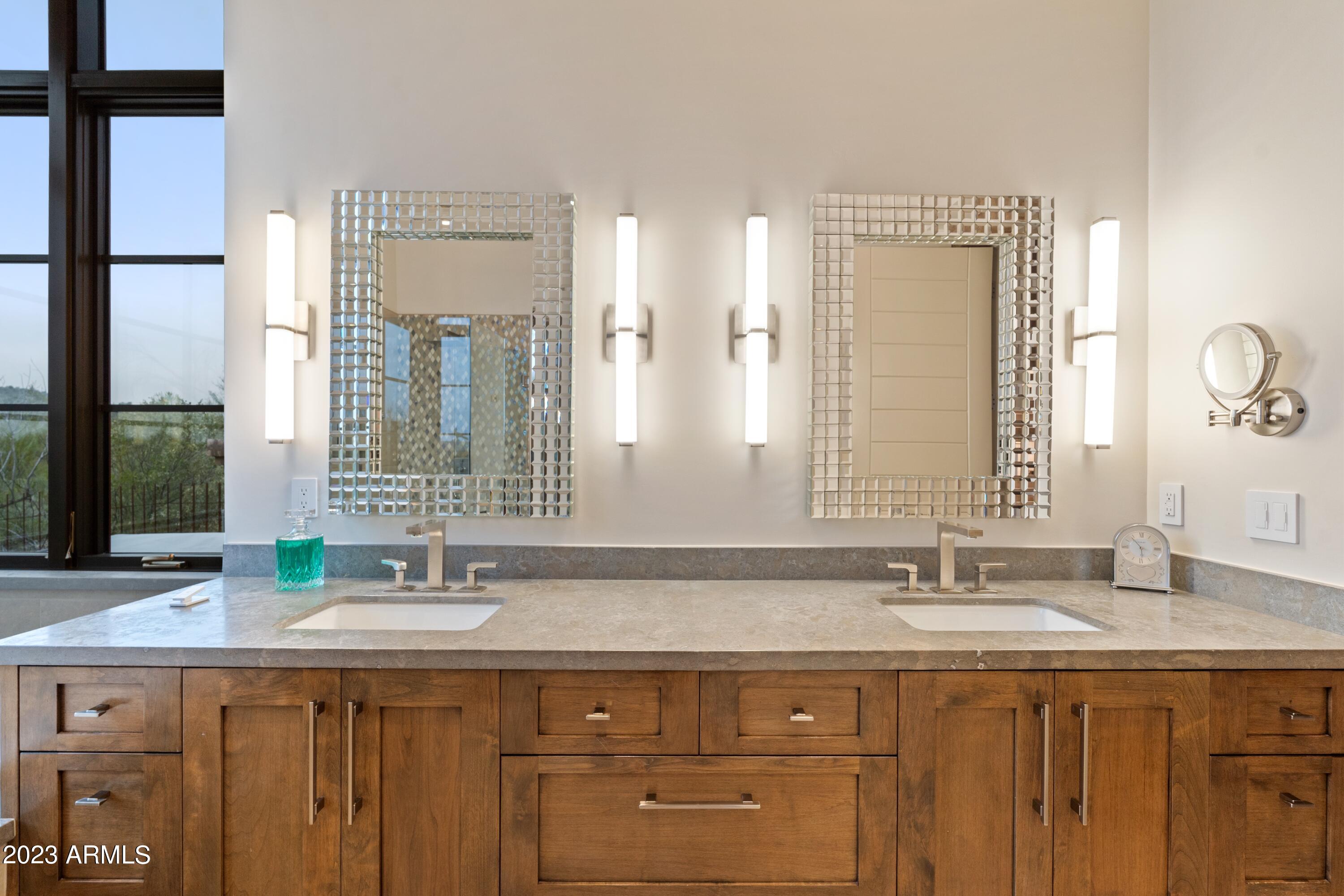 30600 N PIMA Road Unit: 65