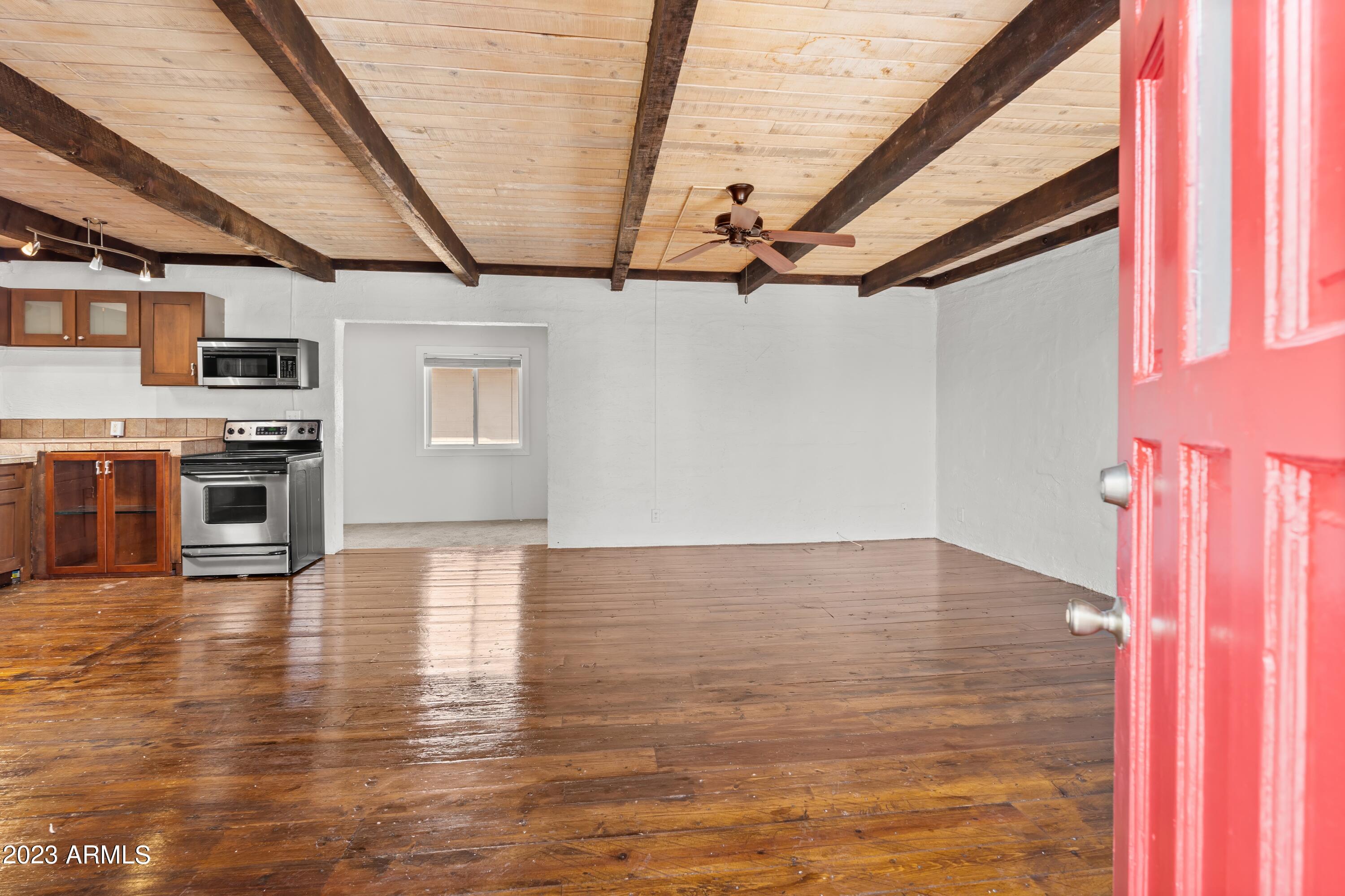 6840 E 2ND Street Unit: 17