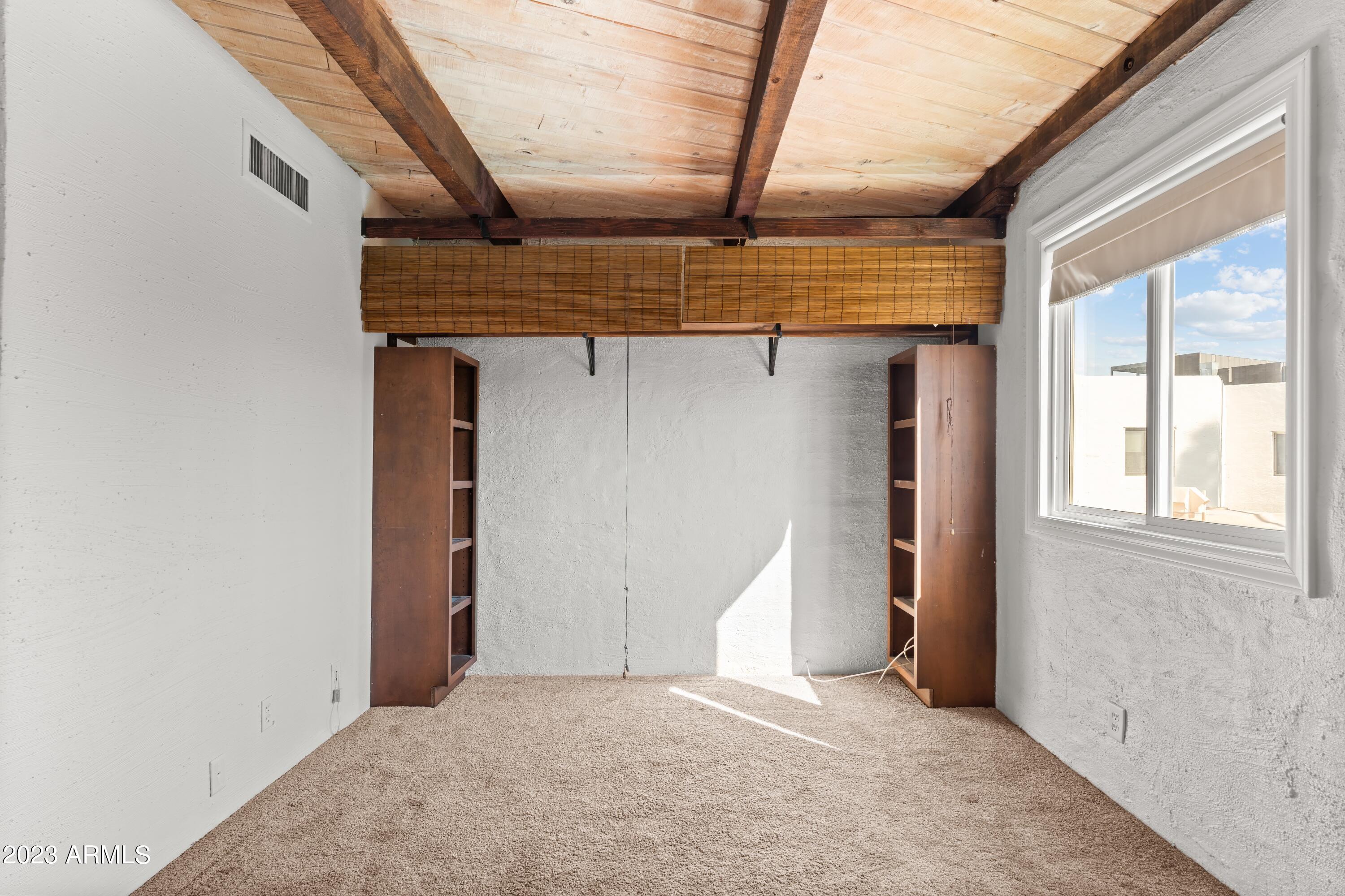6840 E 2ND Street Unit: 17