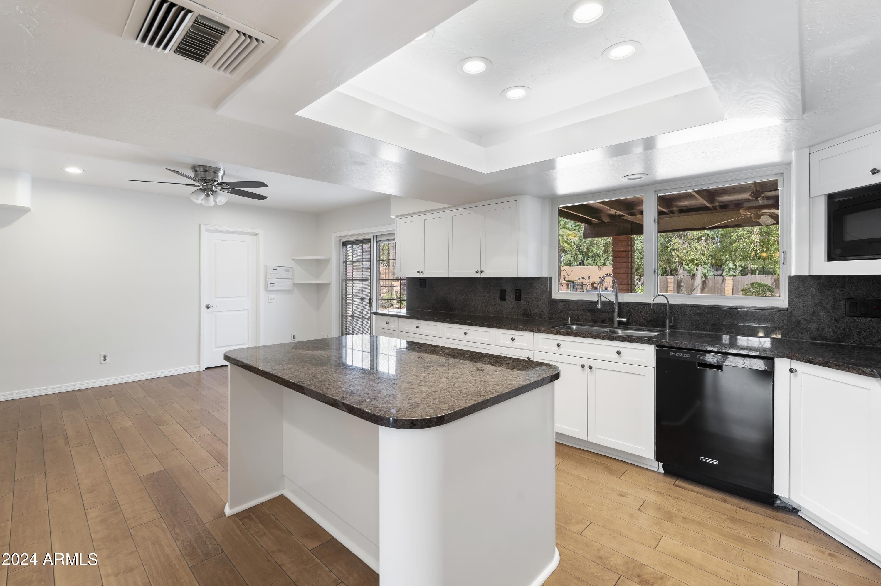 11437 N 53RD Place