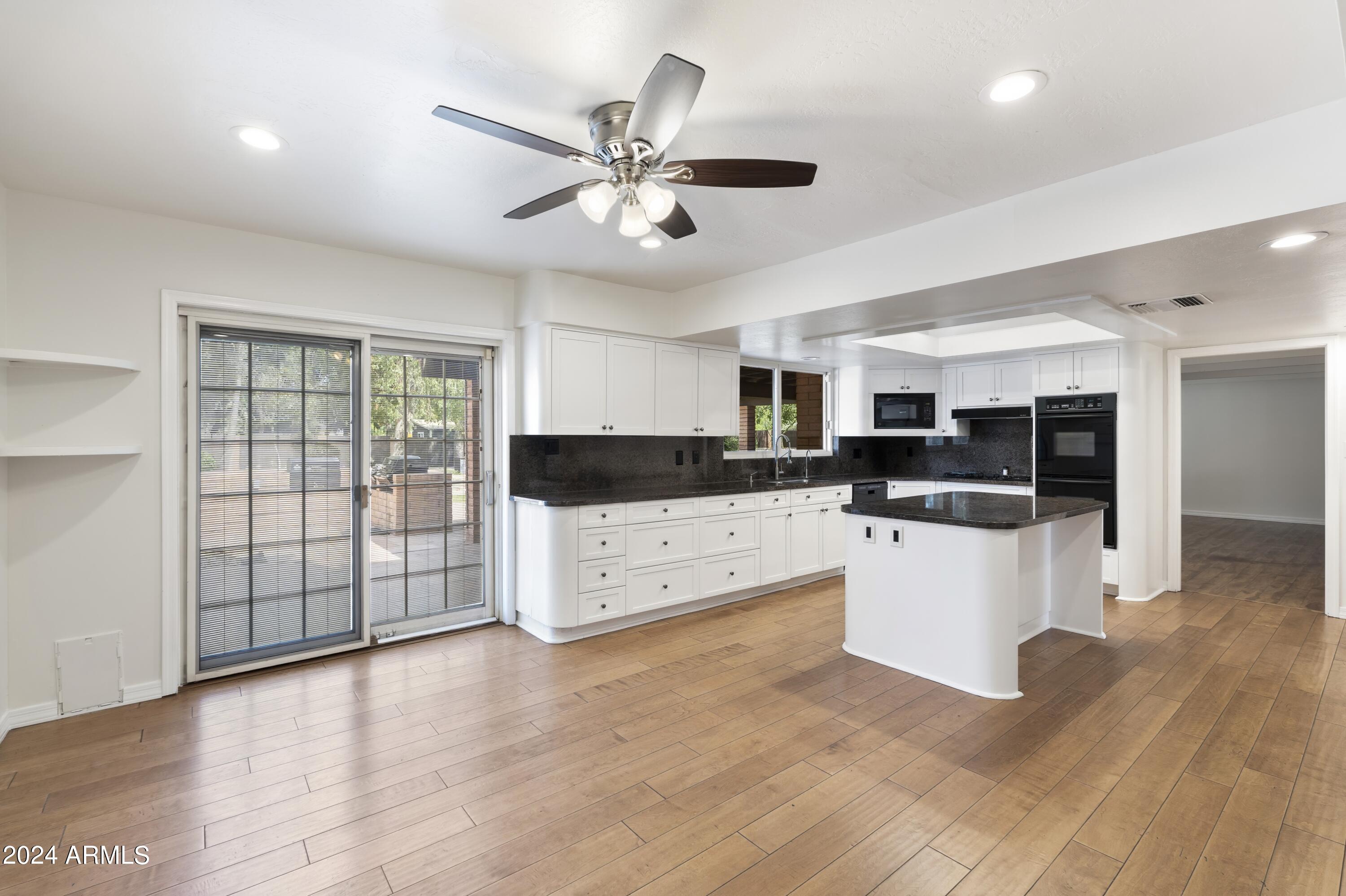 11437 N 53RD Place