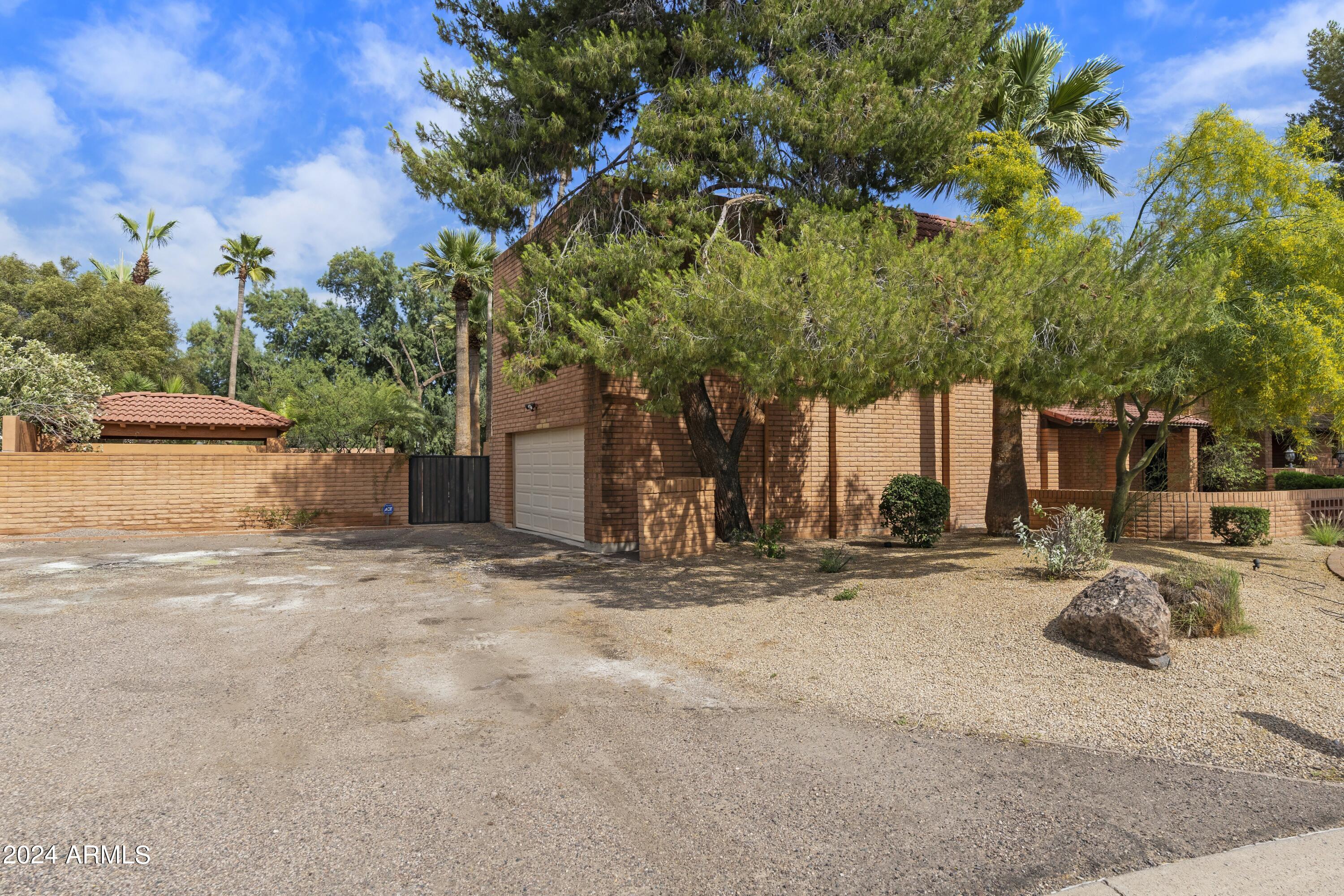 11437 N 53RD Place
