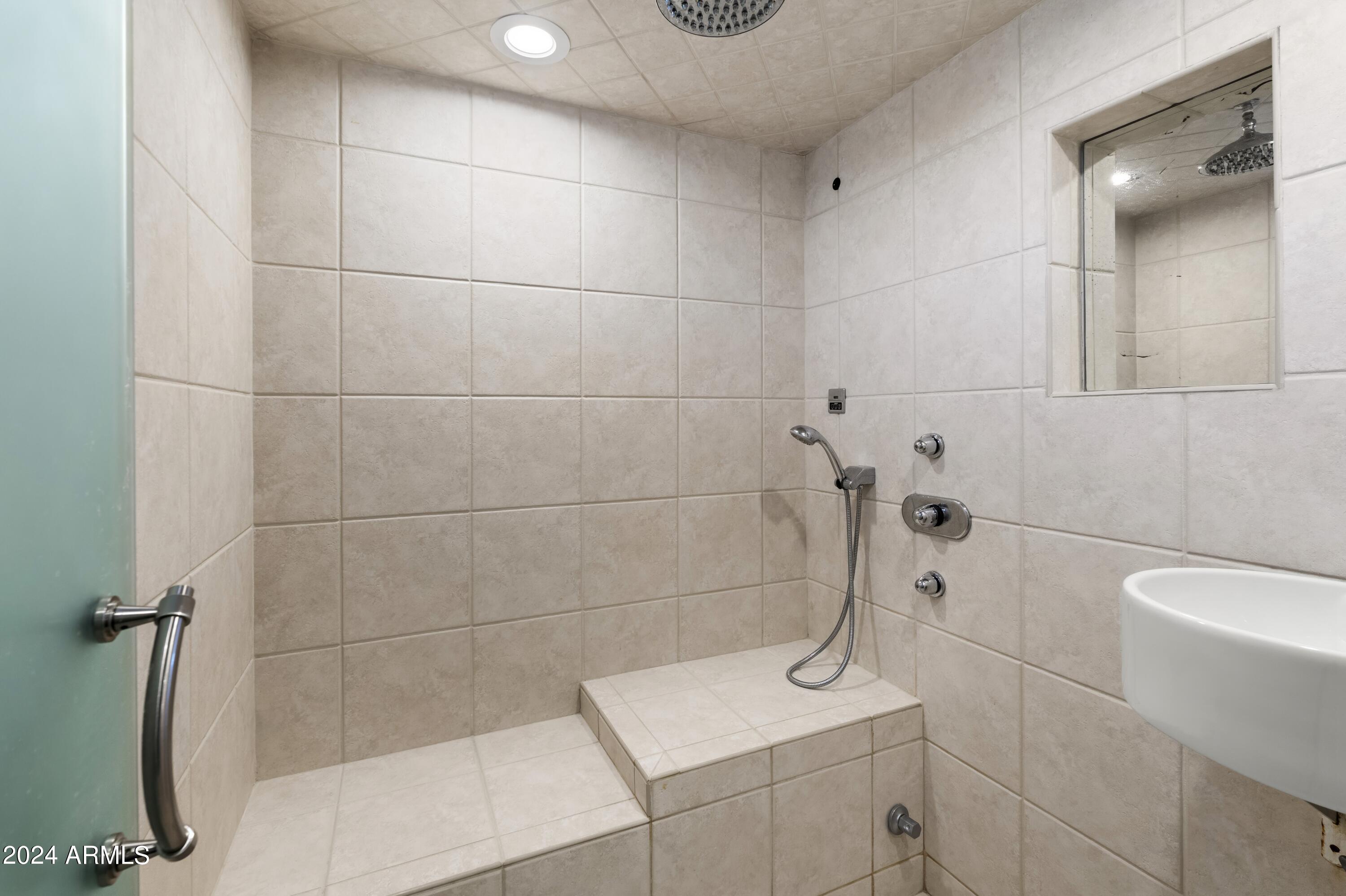 11437 N 53RD Place