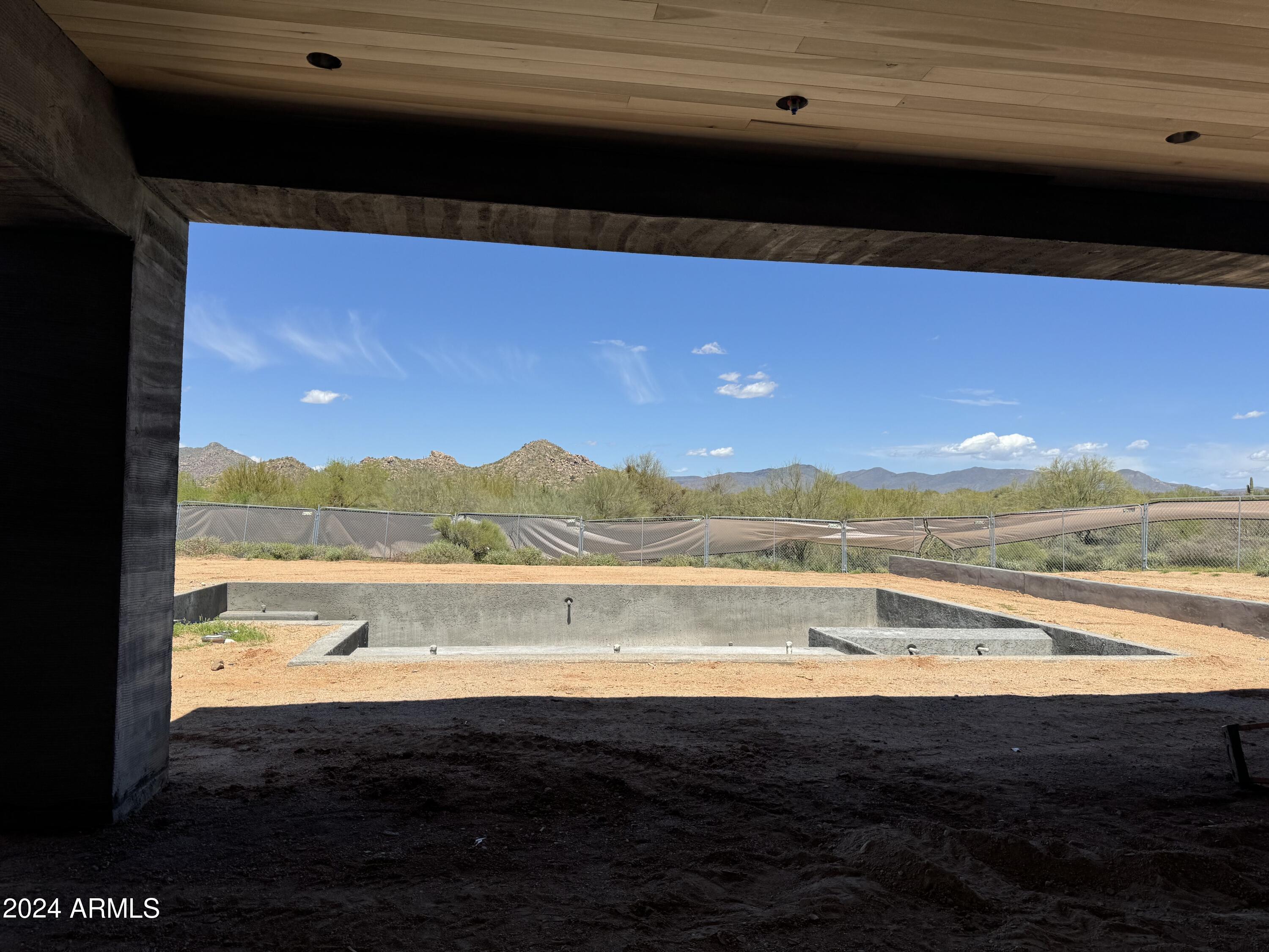 7898 E WHISPER ROCK Trail