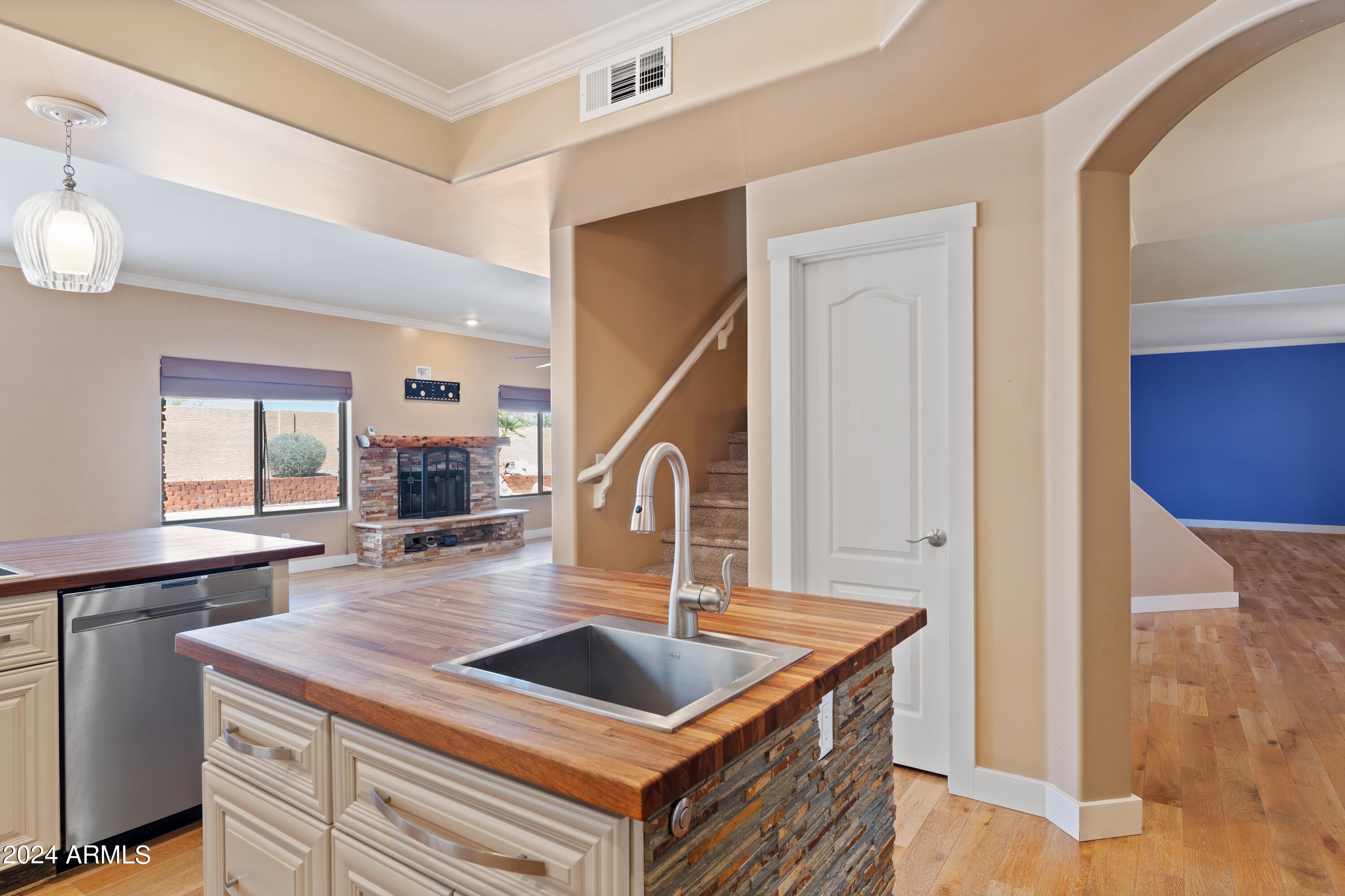 15538 E MUSTANG Drive