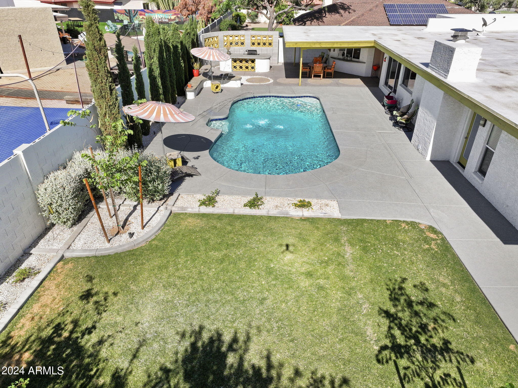 5018 E REDFIELD Road