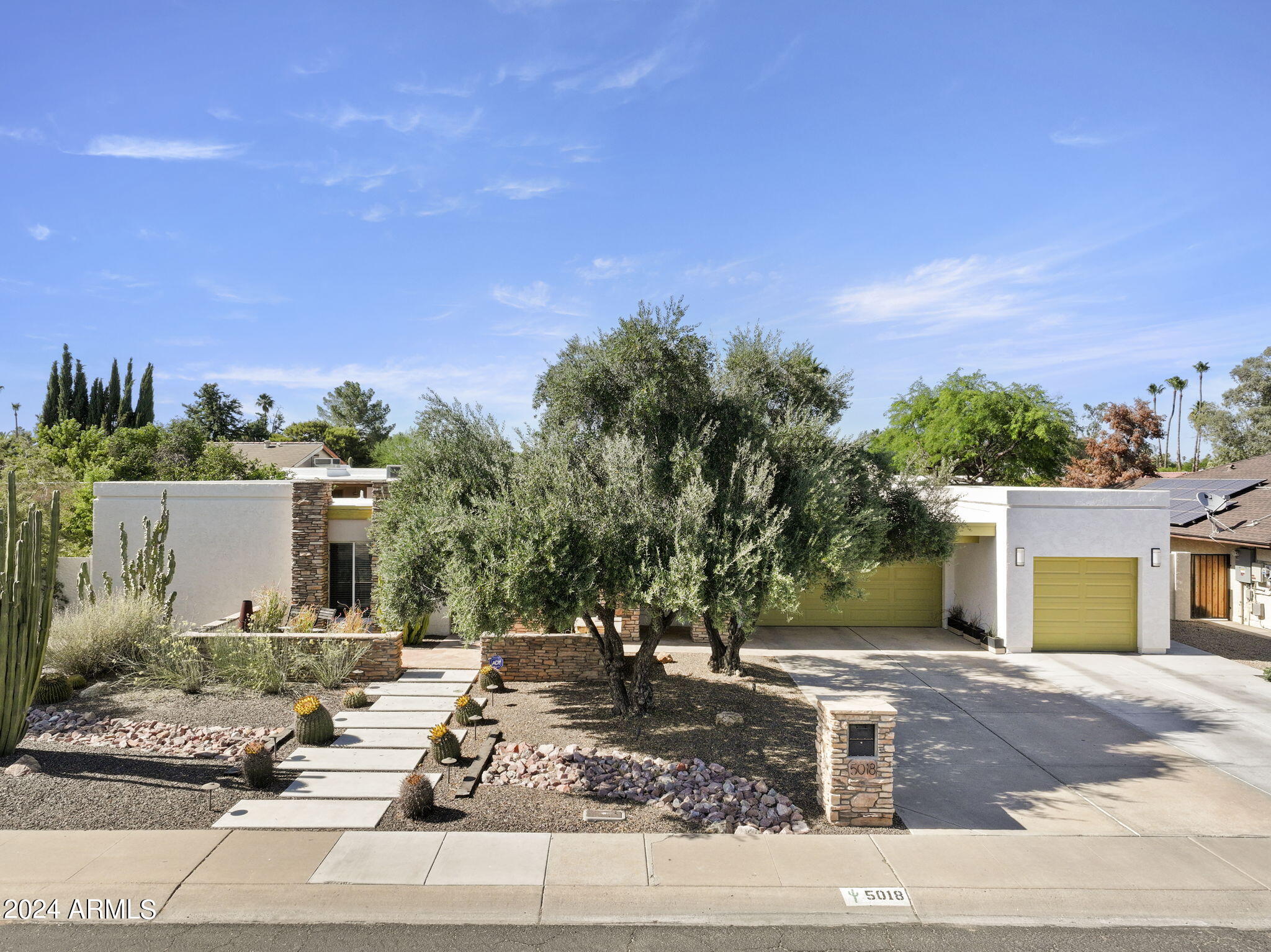 5018 E REDFIELD Road