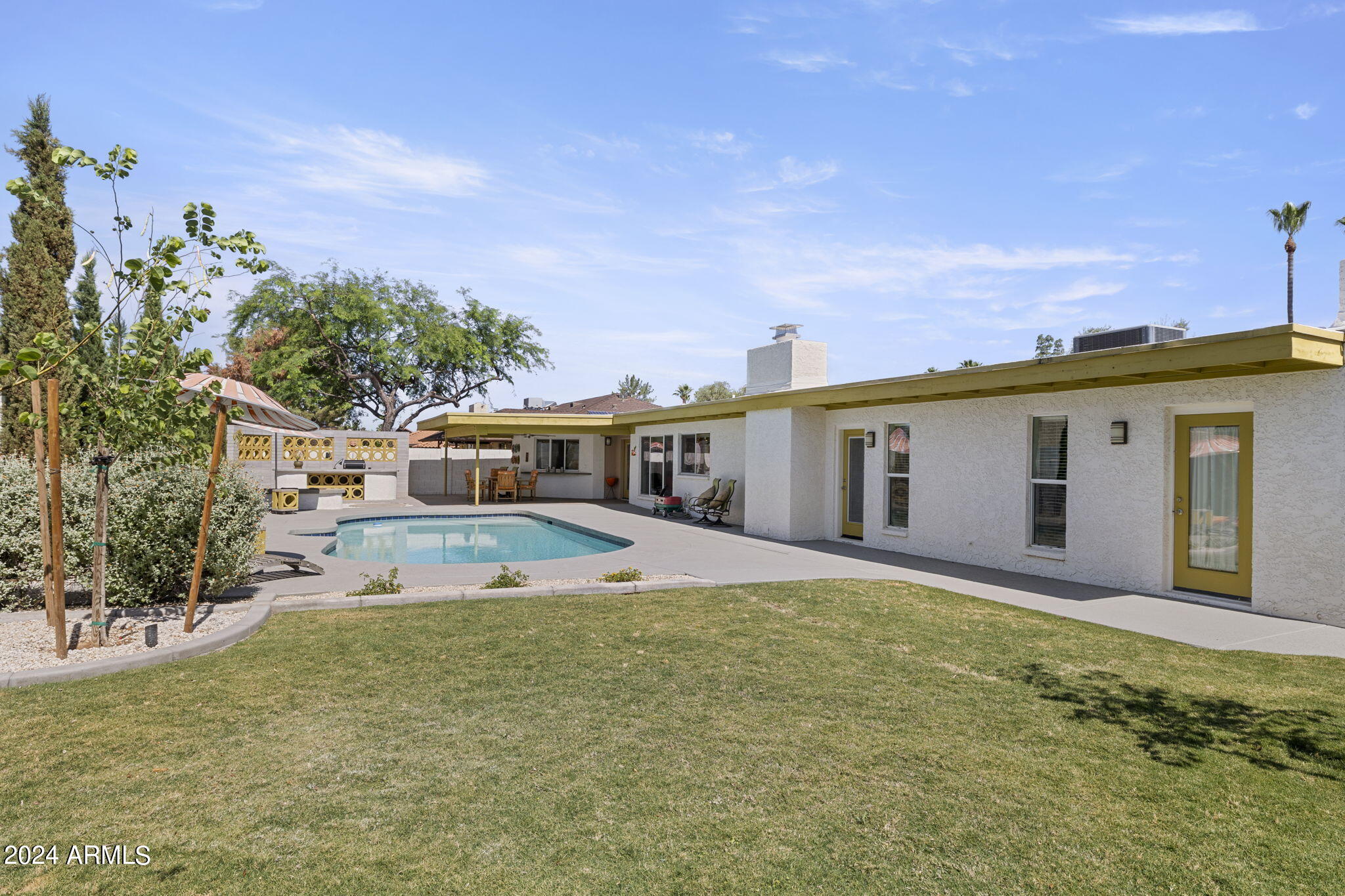 5018 E REDFIELD Road