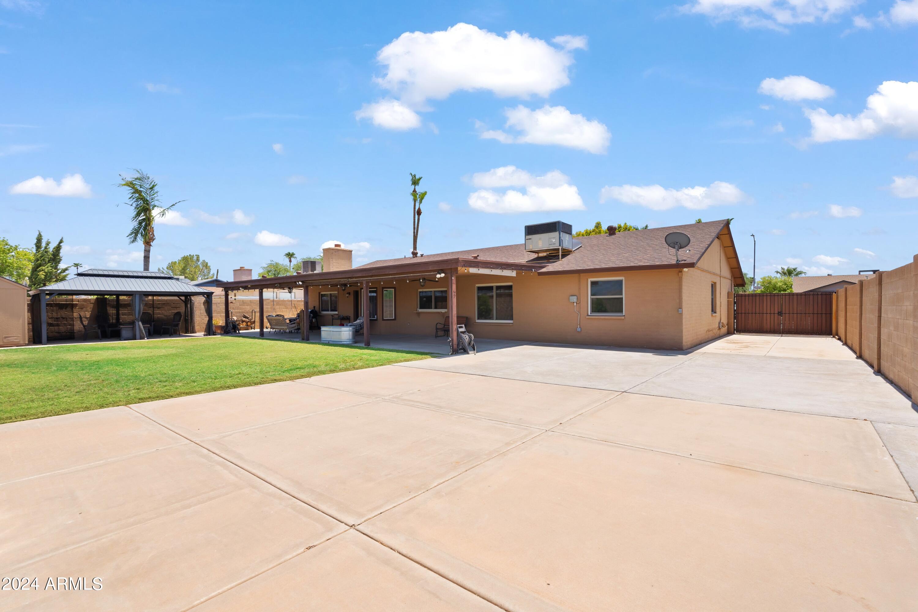 4426 E PHELPS Road