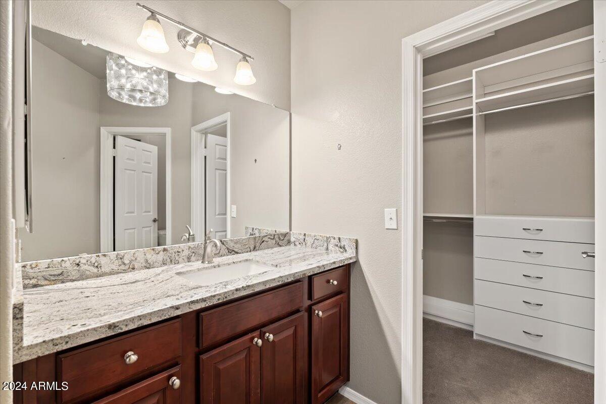 5335 E SHEA Boulevard # 2109