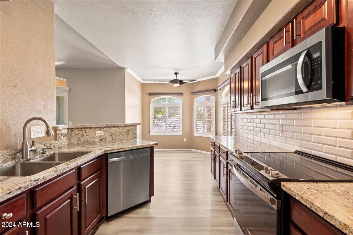 5335 E SHEA Boulevard # 2109