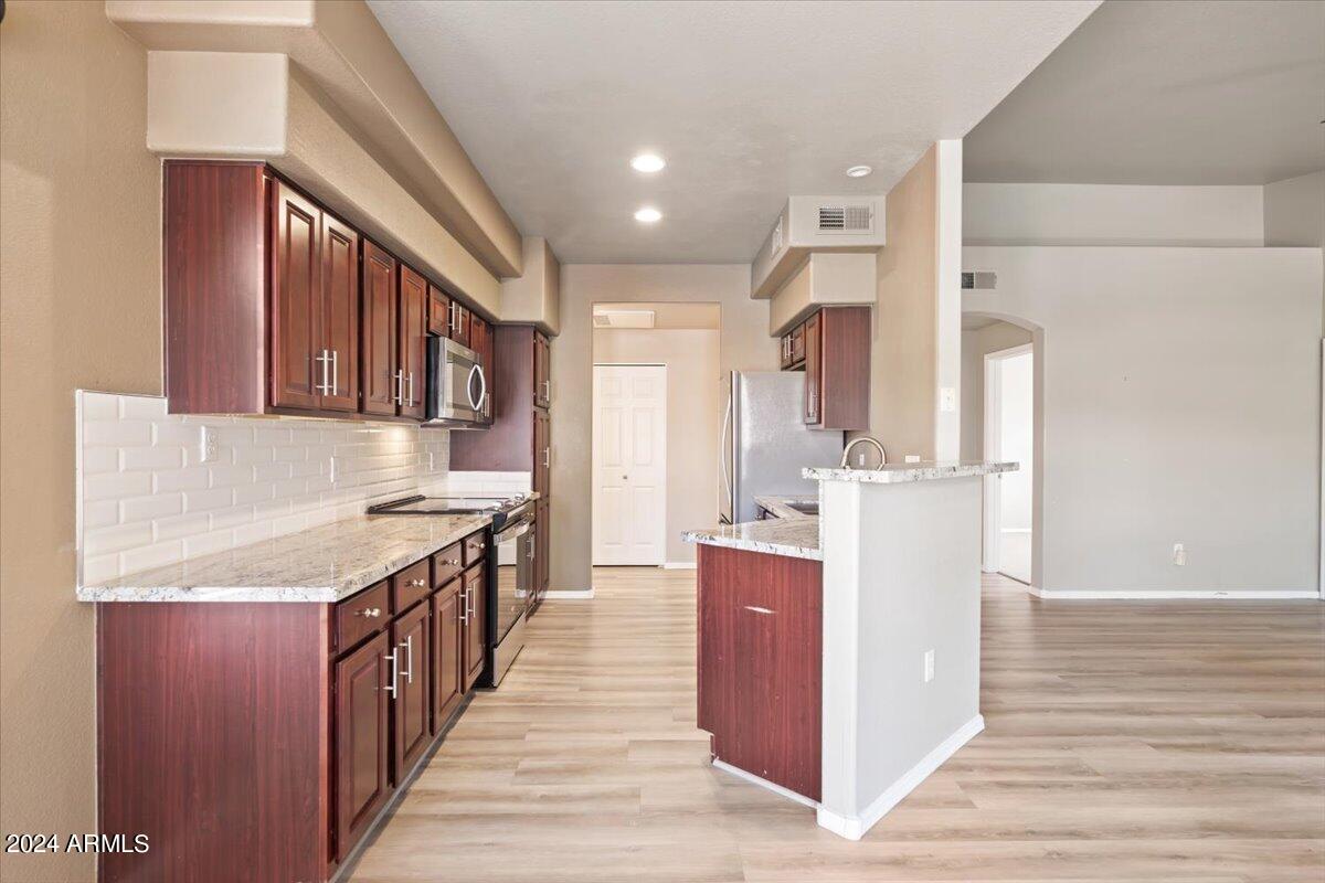 5335 E SHEA Boulevard # 2109