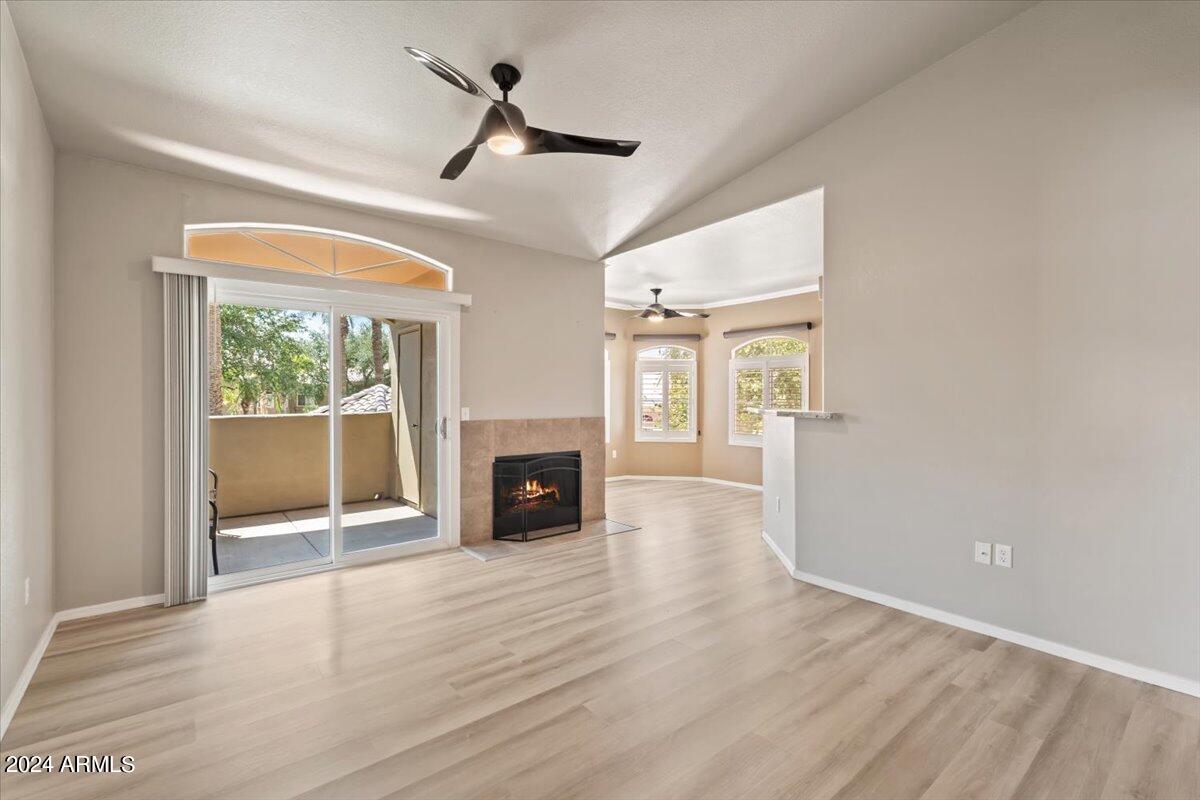 5335 E SHEA Boulevard # 2109