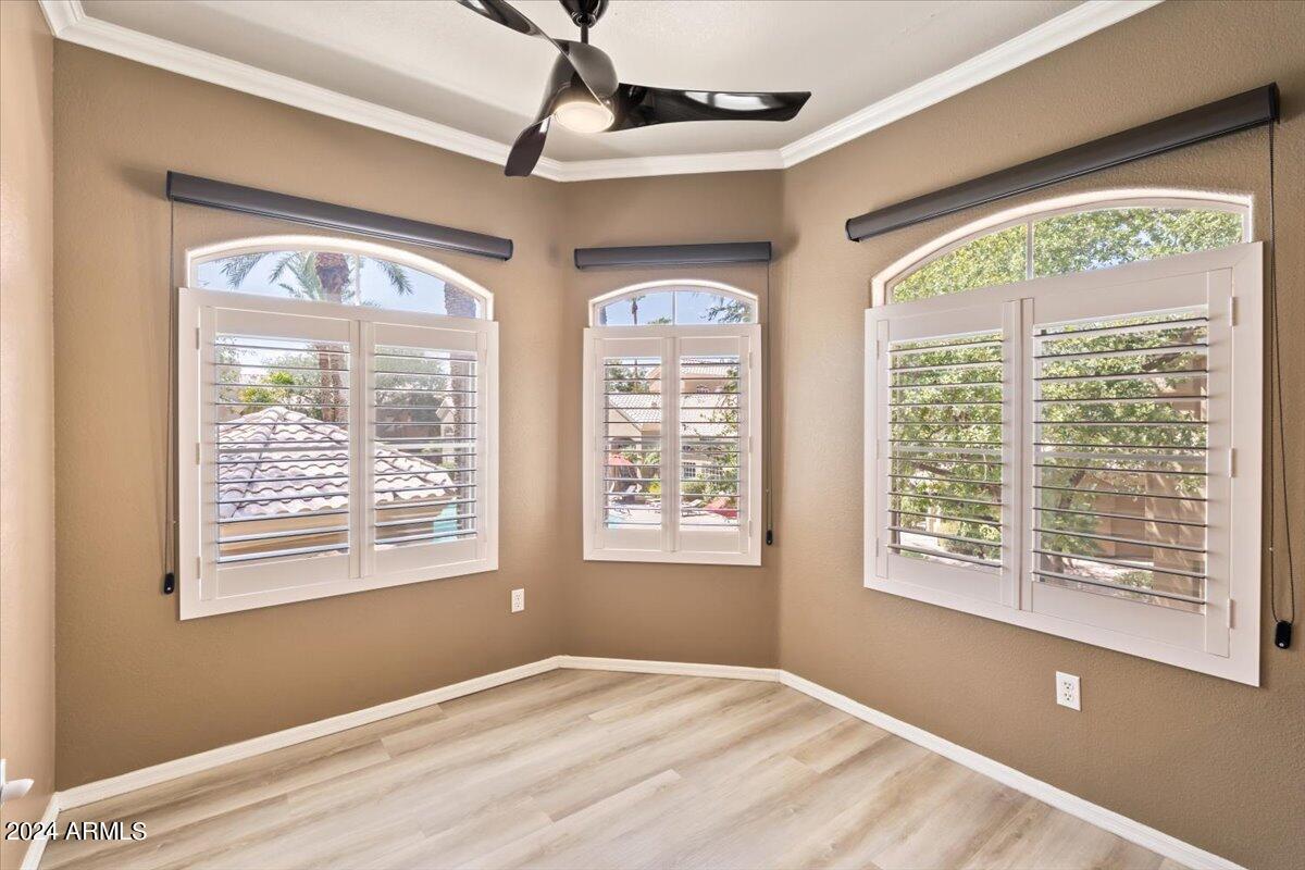 5335 E SHEA Boulevard # 2109