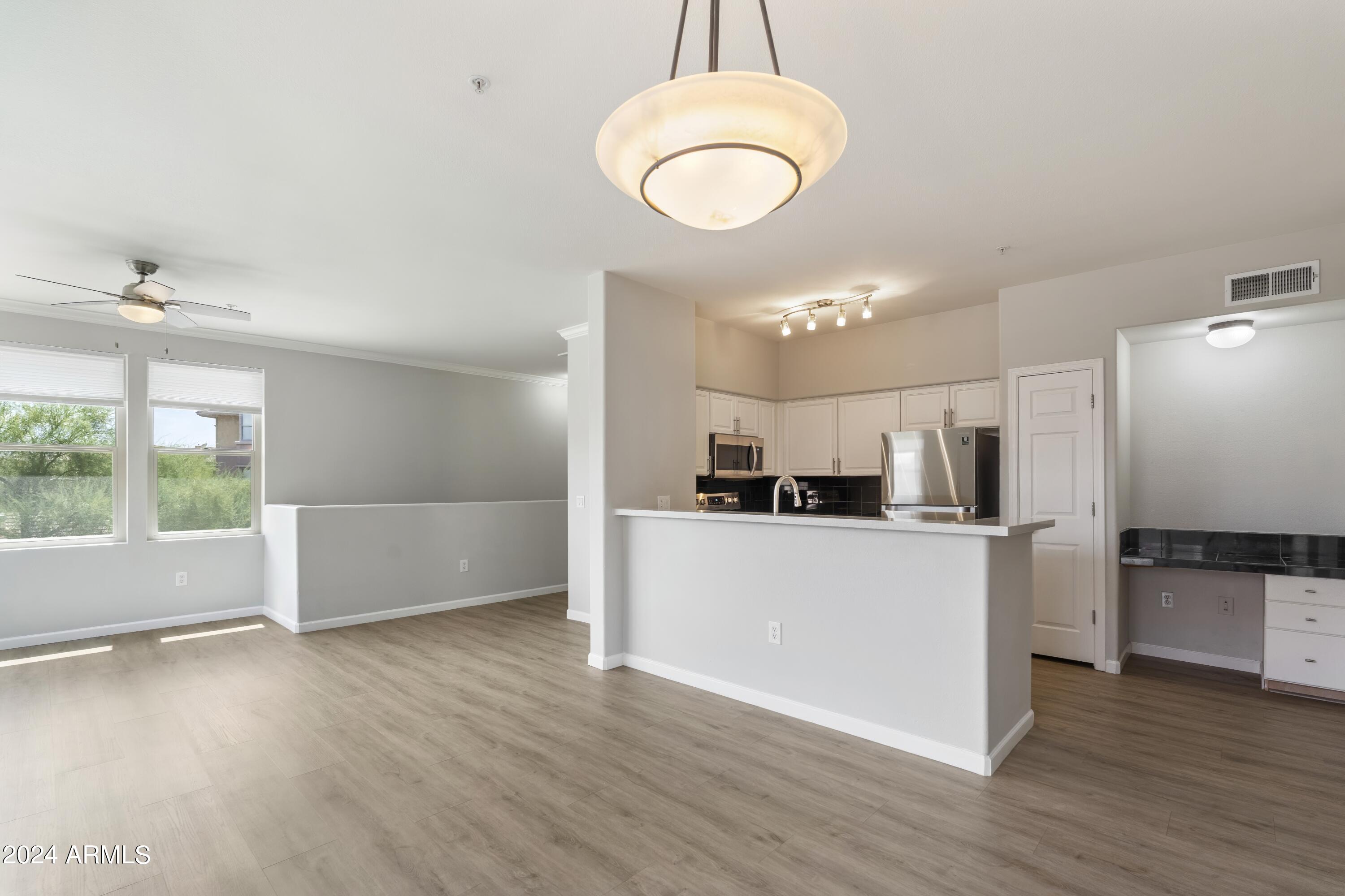 19777 N 76TH Street # 2216