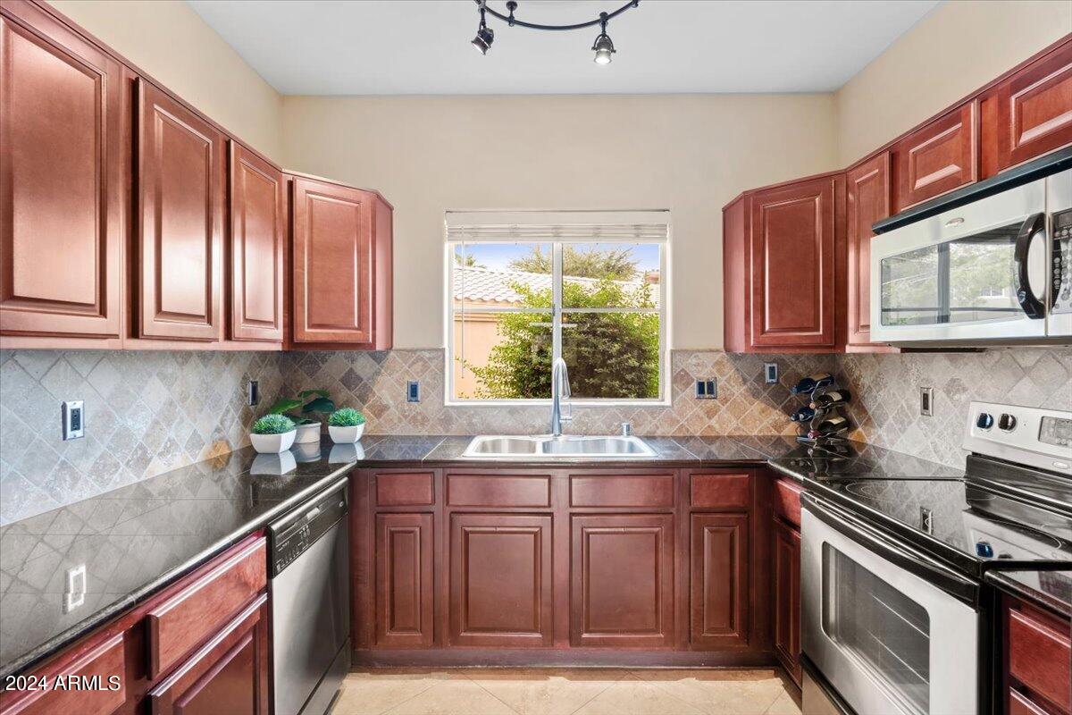 5335 E SHEA Boulevard # 1071