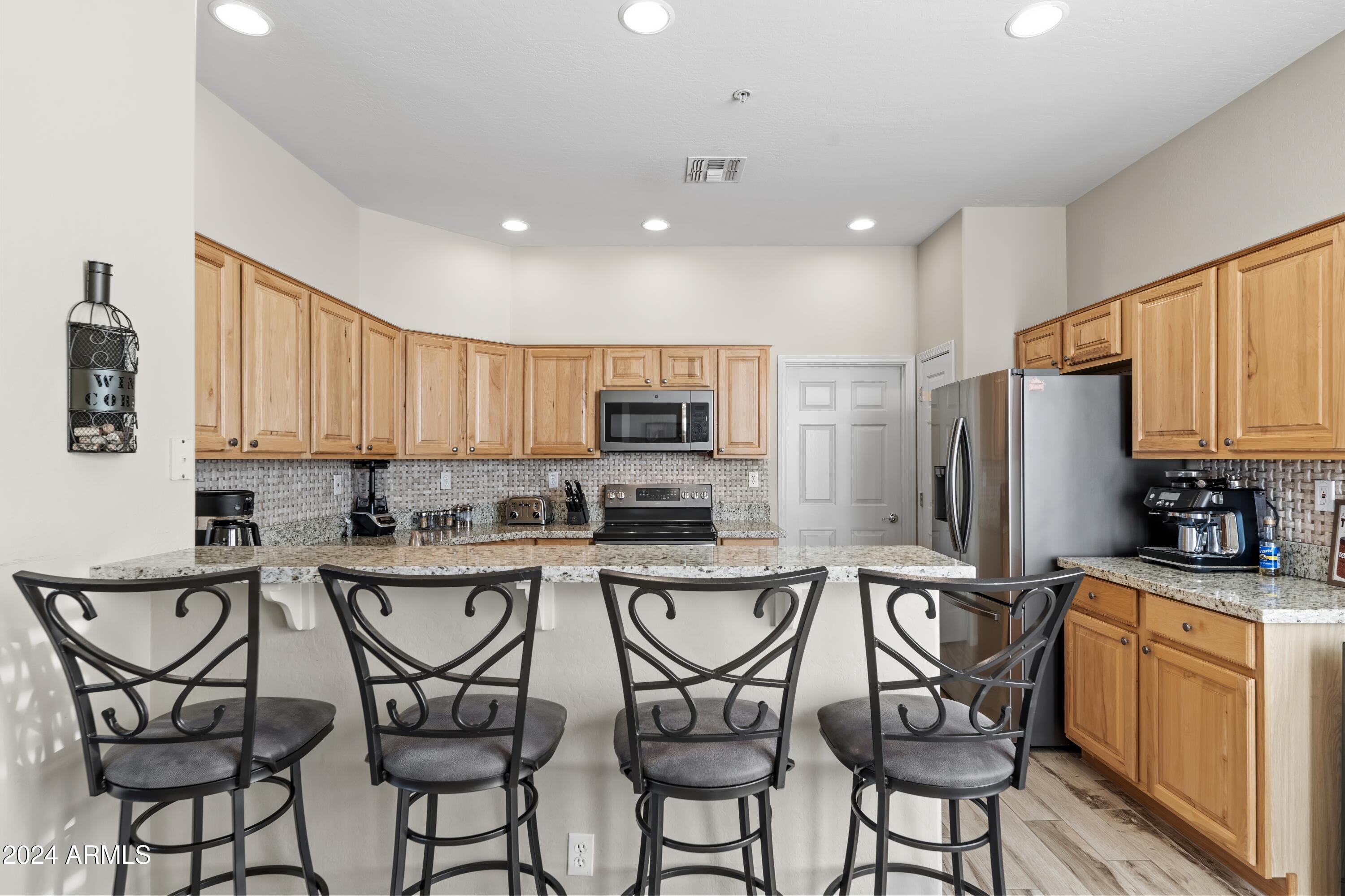 19550 N GRAYHAWK Drive # 2018