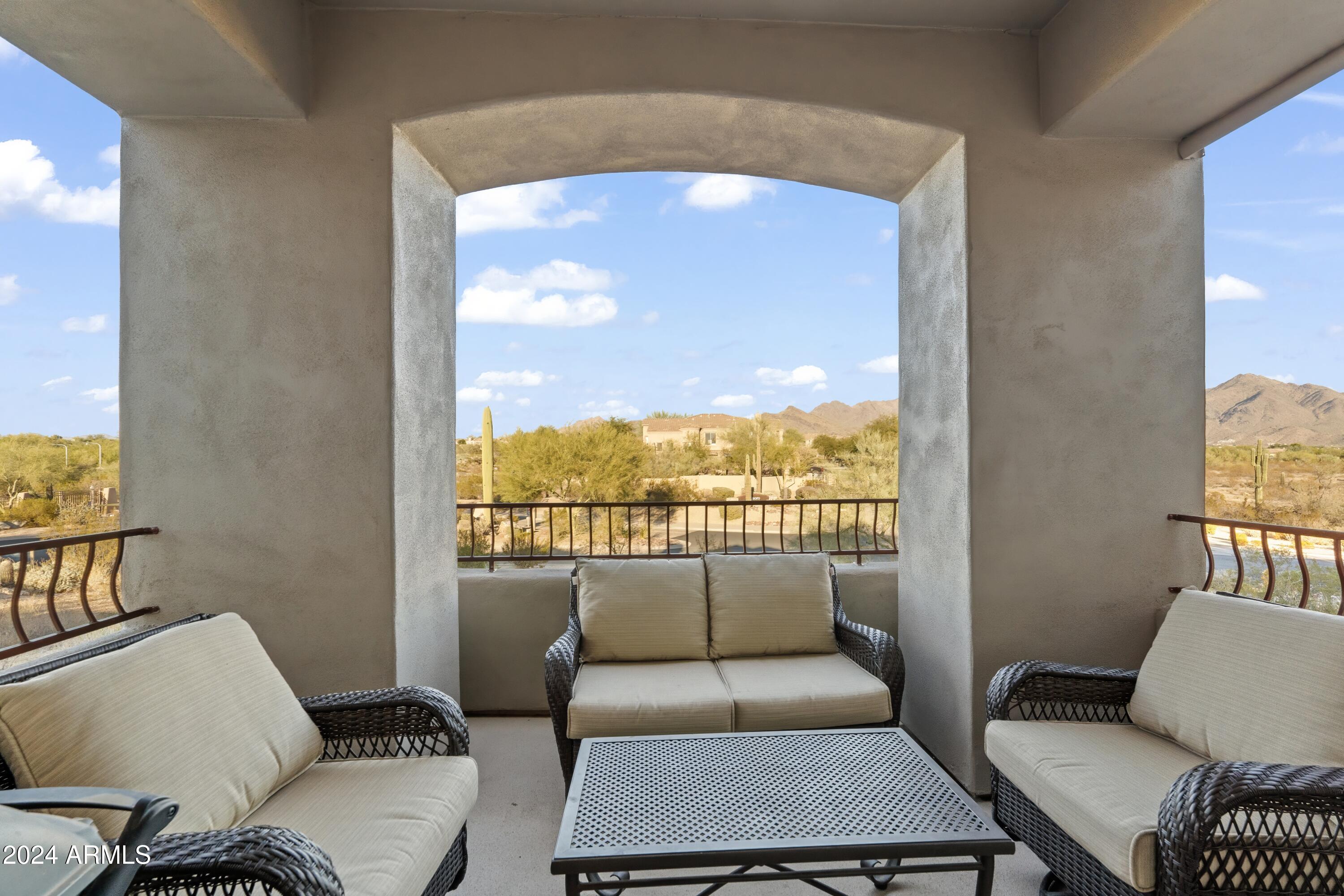 19550 N GRAYHAWK Drive # 2018