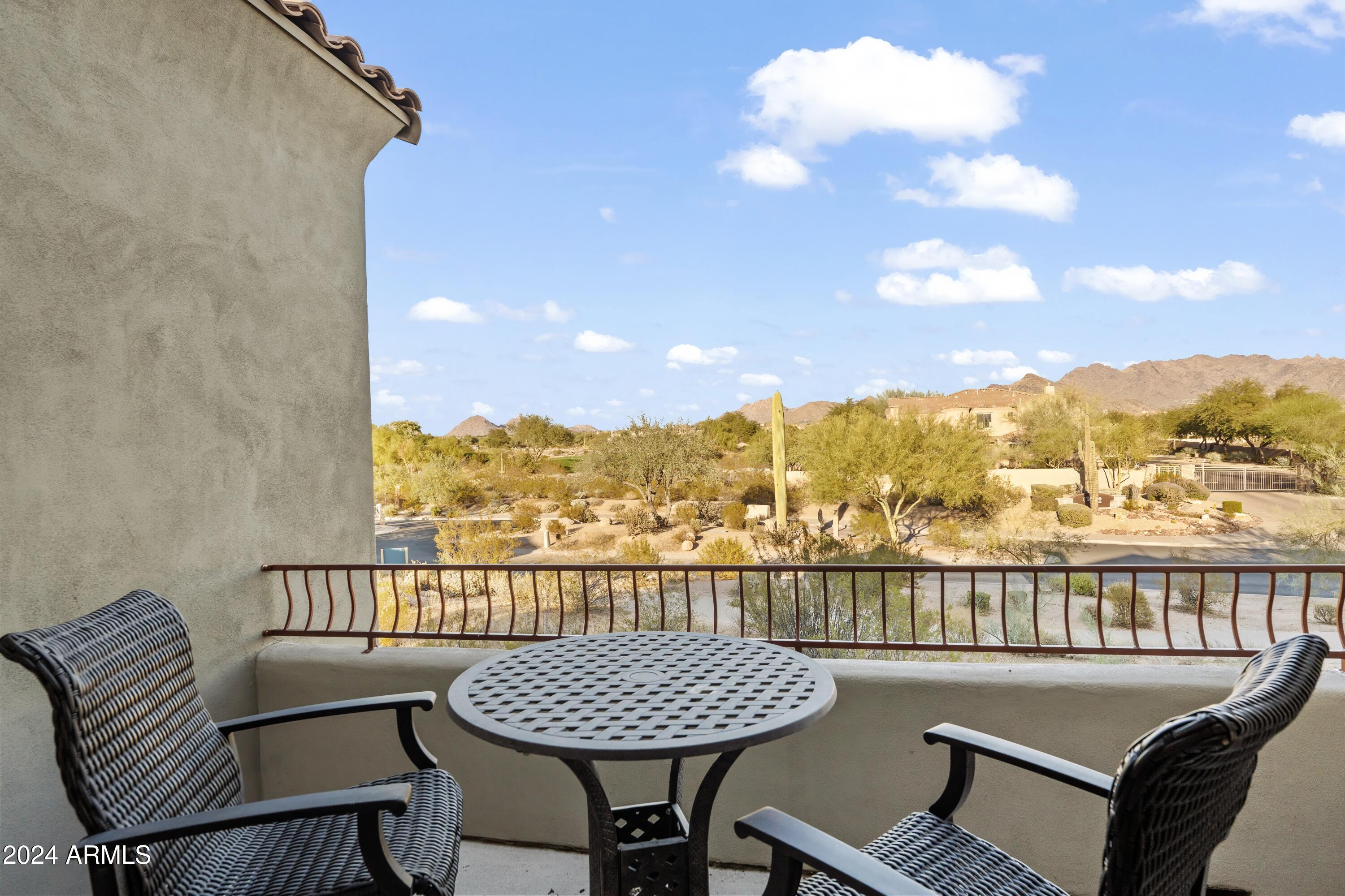 19550 N GRAYHAWK Drive # 2018