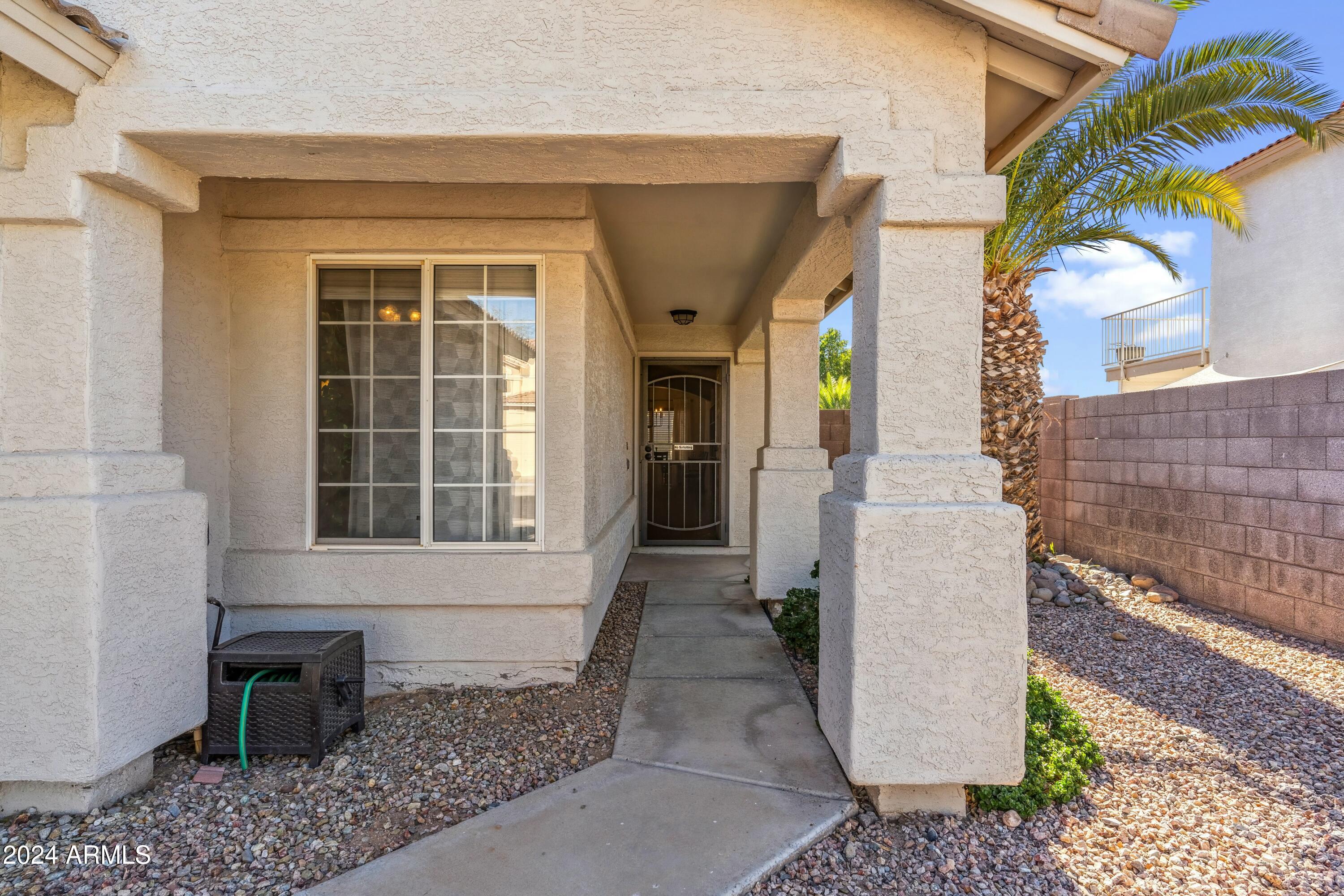 4045 W ABRAHAM Lane