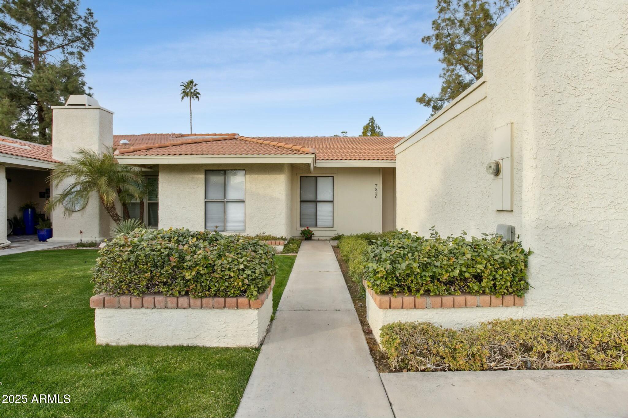 7830 E SPANISH OAKS Drive