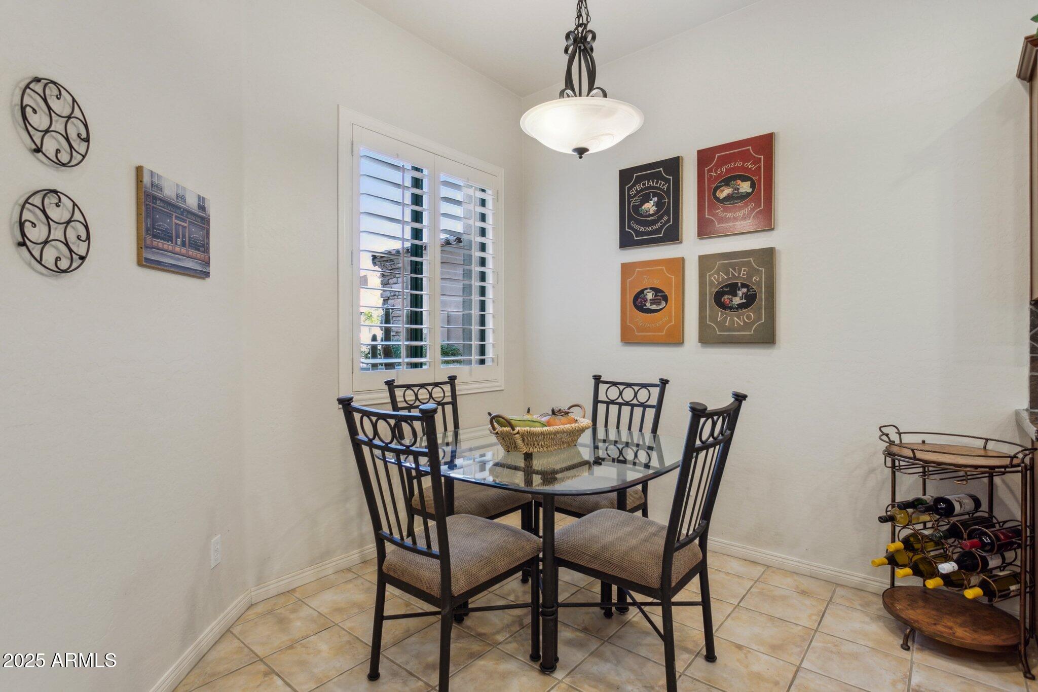 19550 N GRAYHAWK Drive, 1136