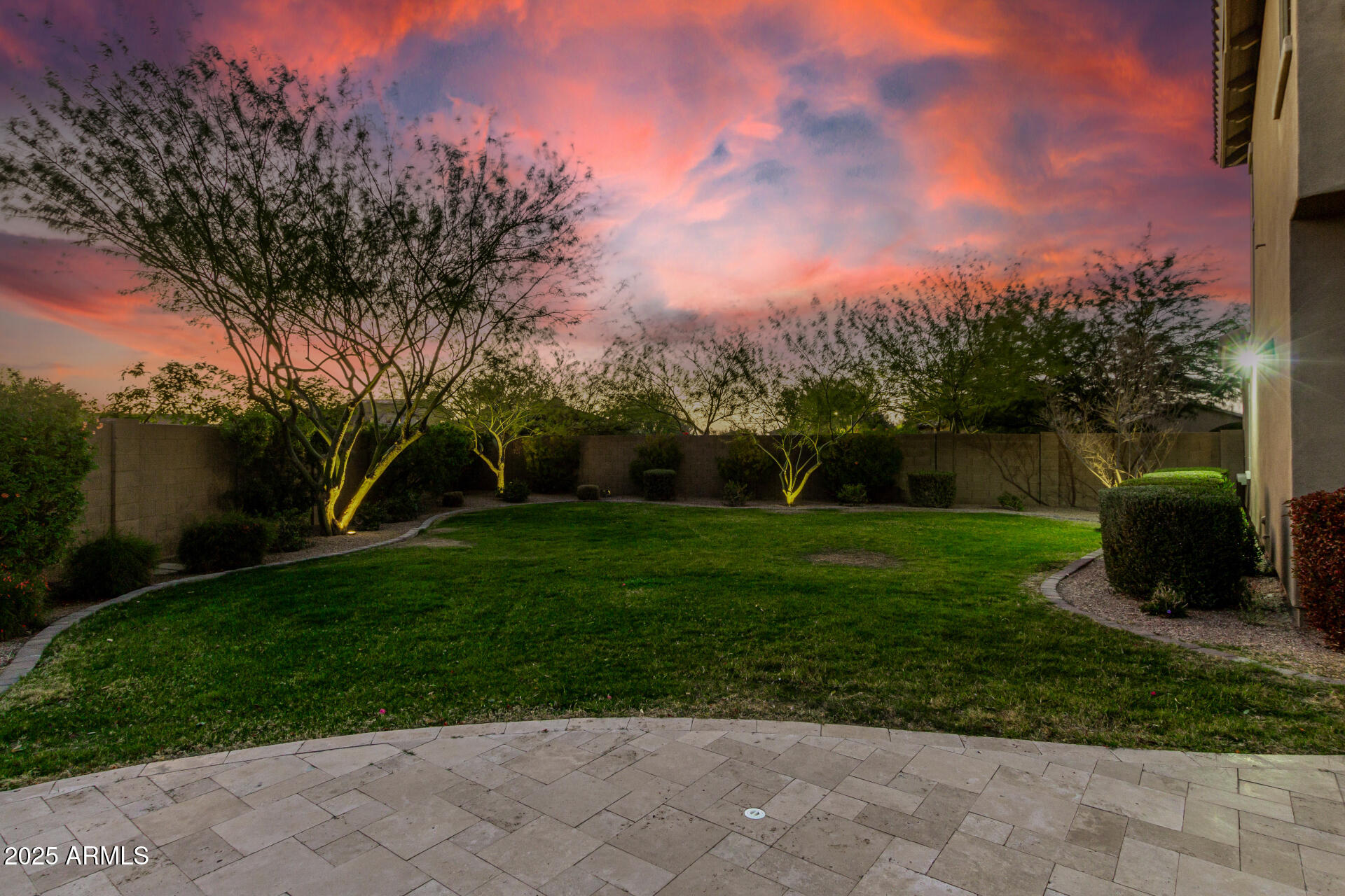 5429 E BARWICK Drive