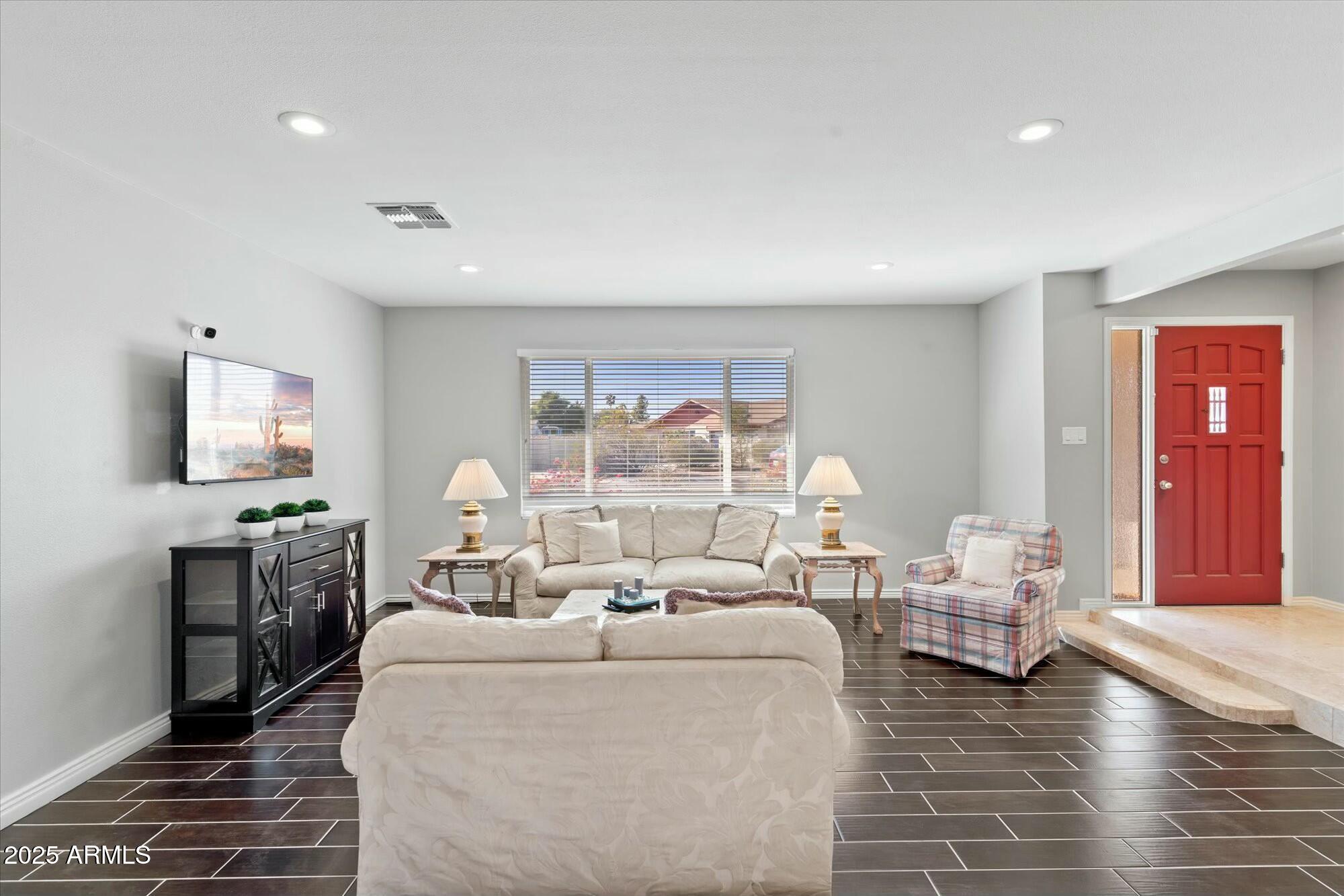 8526 E MONTEREY Way