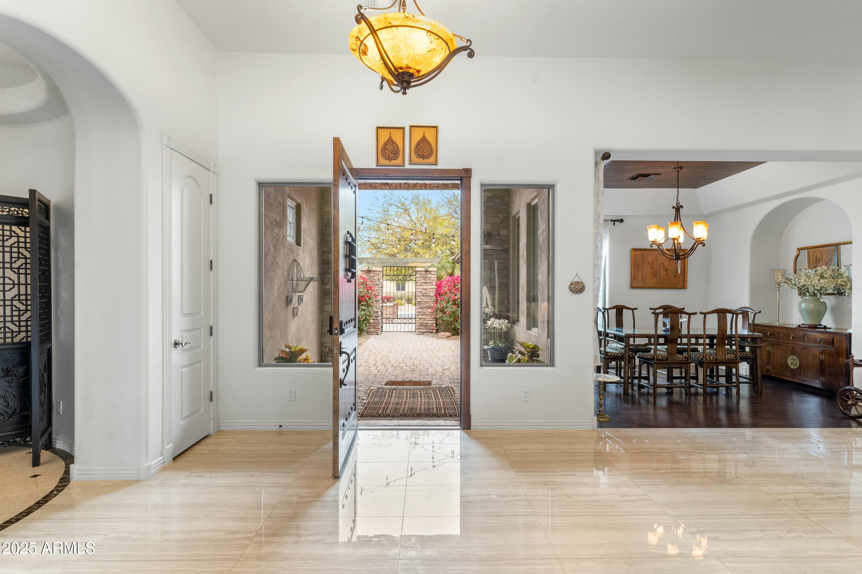 9869 E DAVENPORT Drive