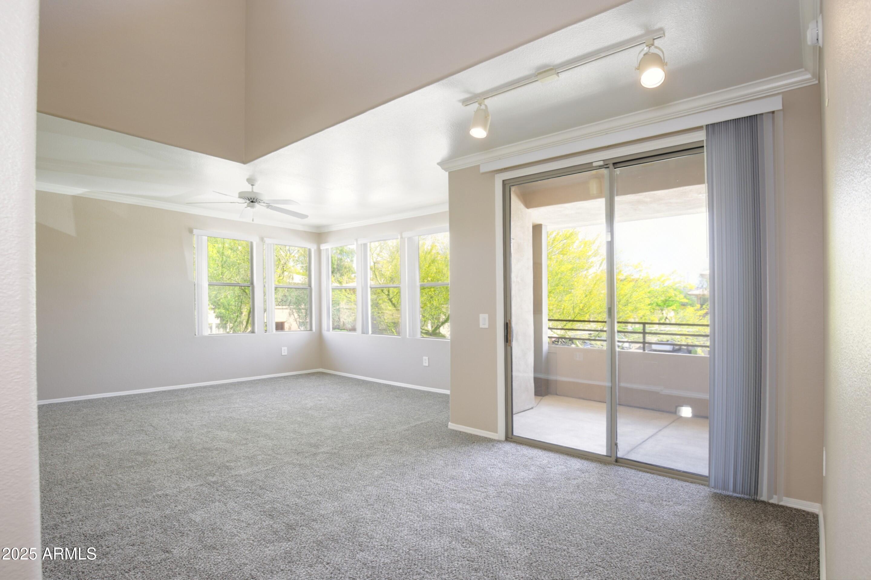 20100 N 78TH Place, 2105