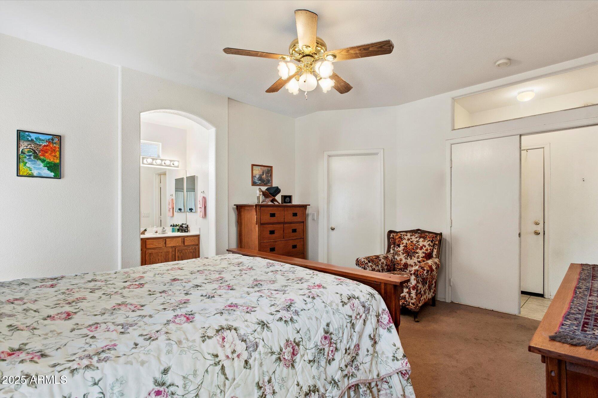 14821 W HONEYSUCKLE Lane