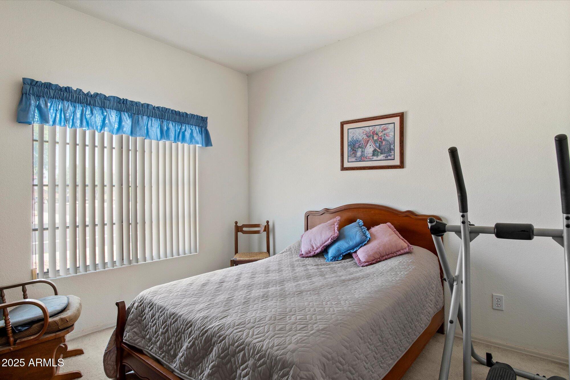 14821 W HONEYSUCKLE Lane