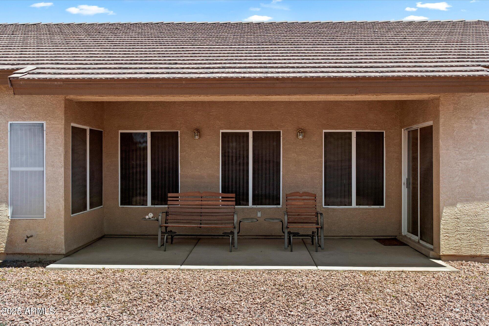 14821 W HONEYSUCKLE Lane