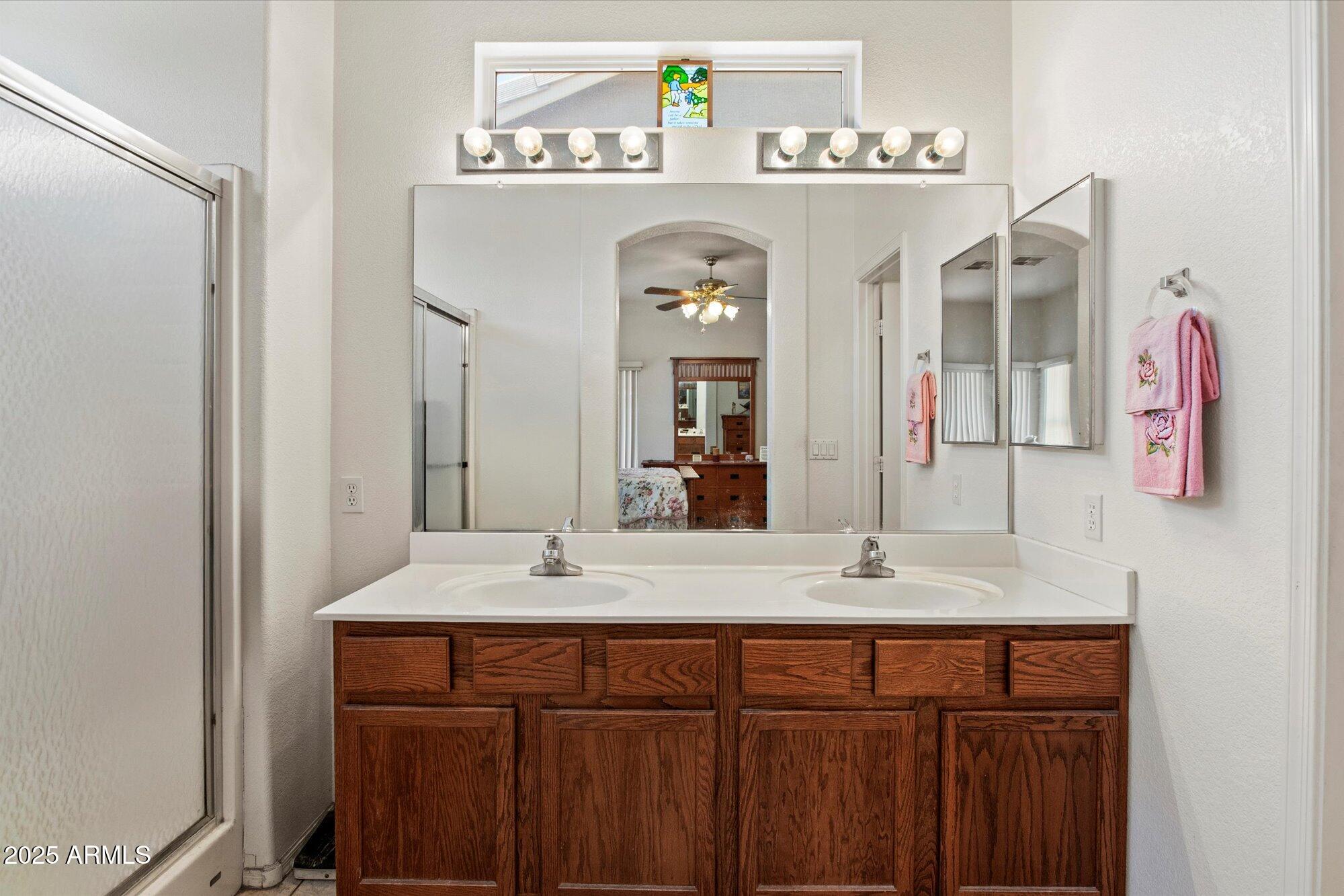 14821 W HONEYSUCKLE Lane