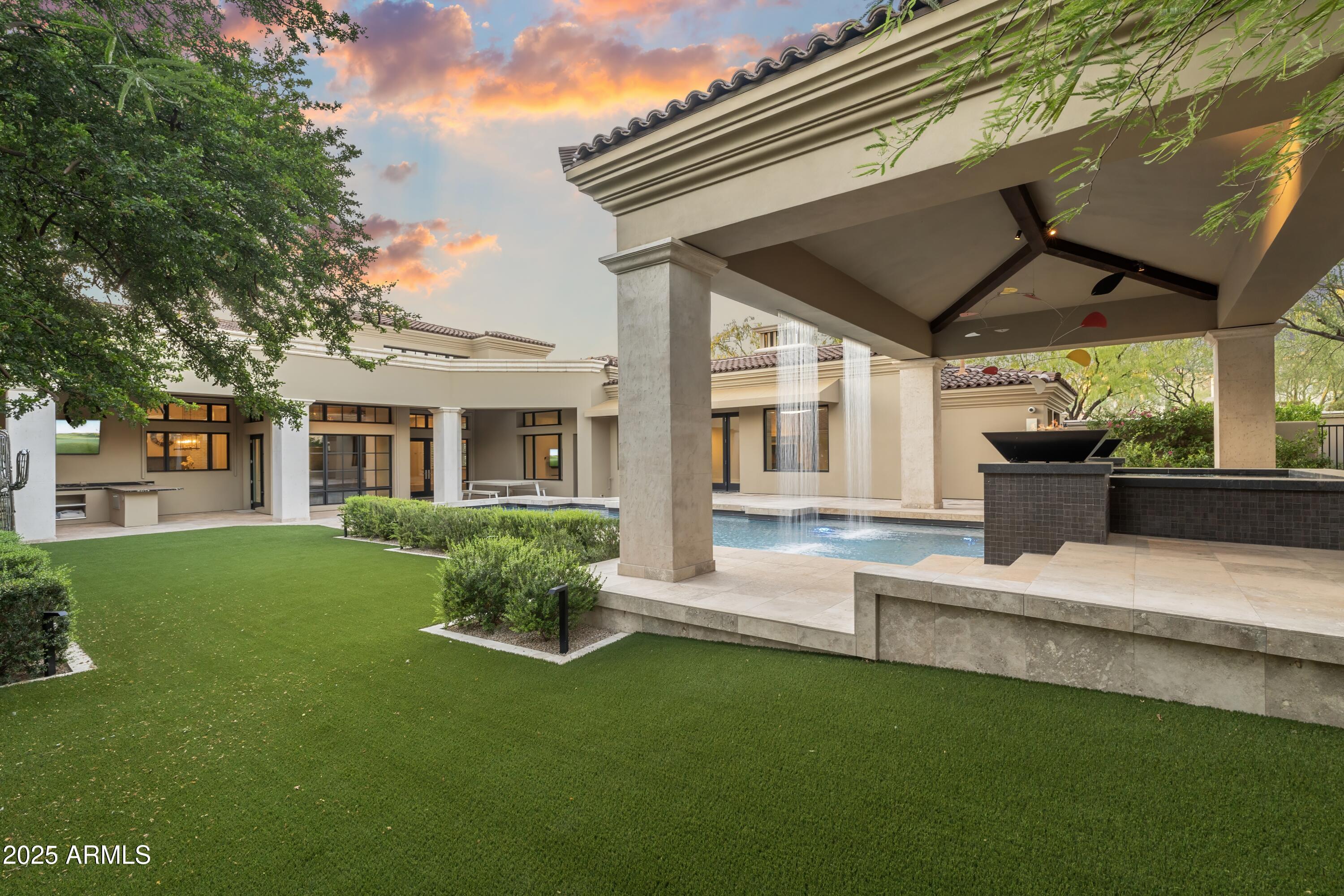 10163 E HUALAPAI Drive, 2917