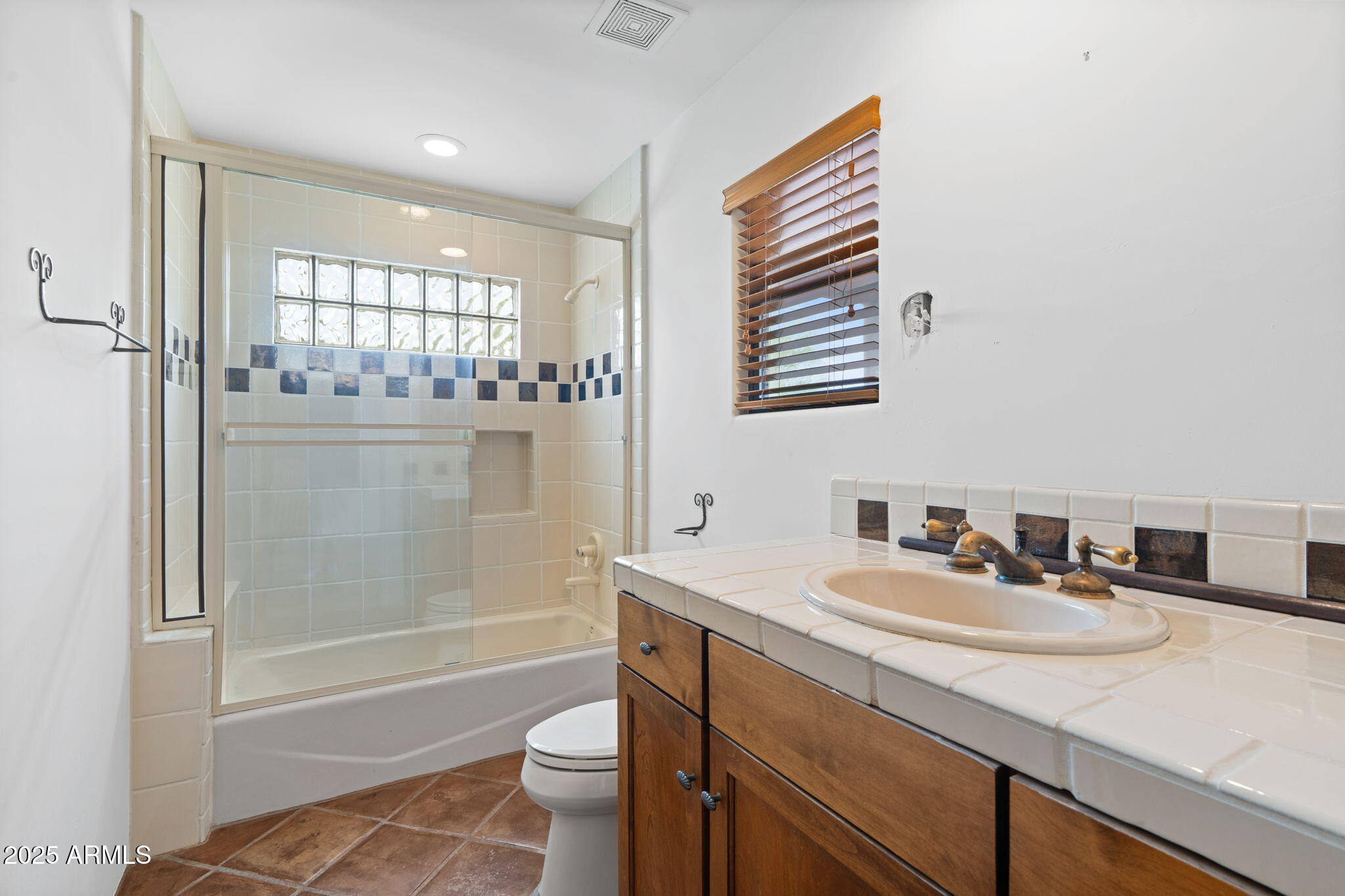 10040 E HAPPY VALLEY Road 365