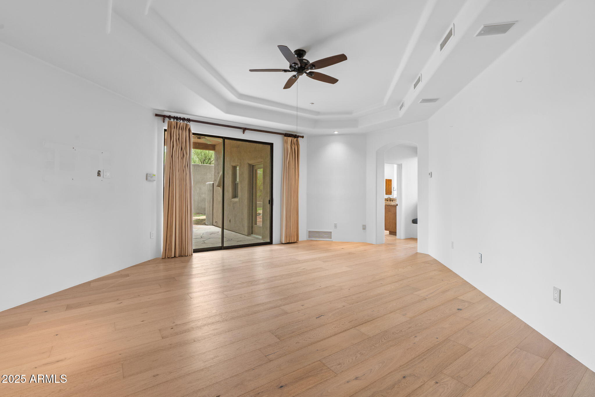 10040 E HAPPY VALLEY Road 365