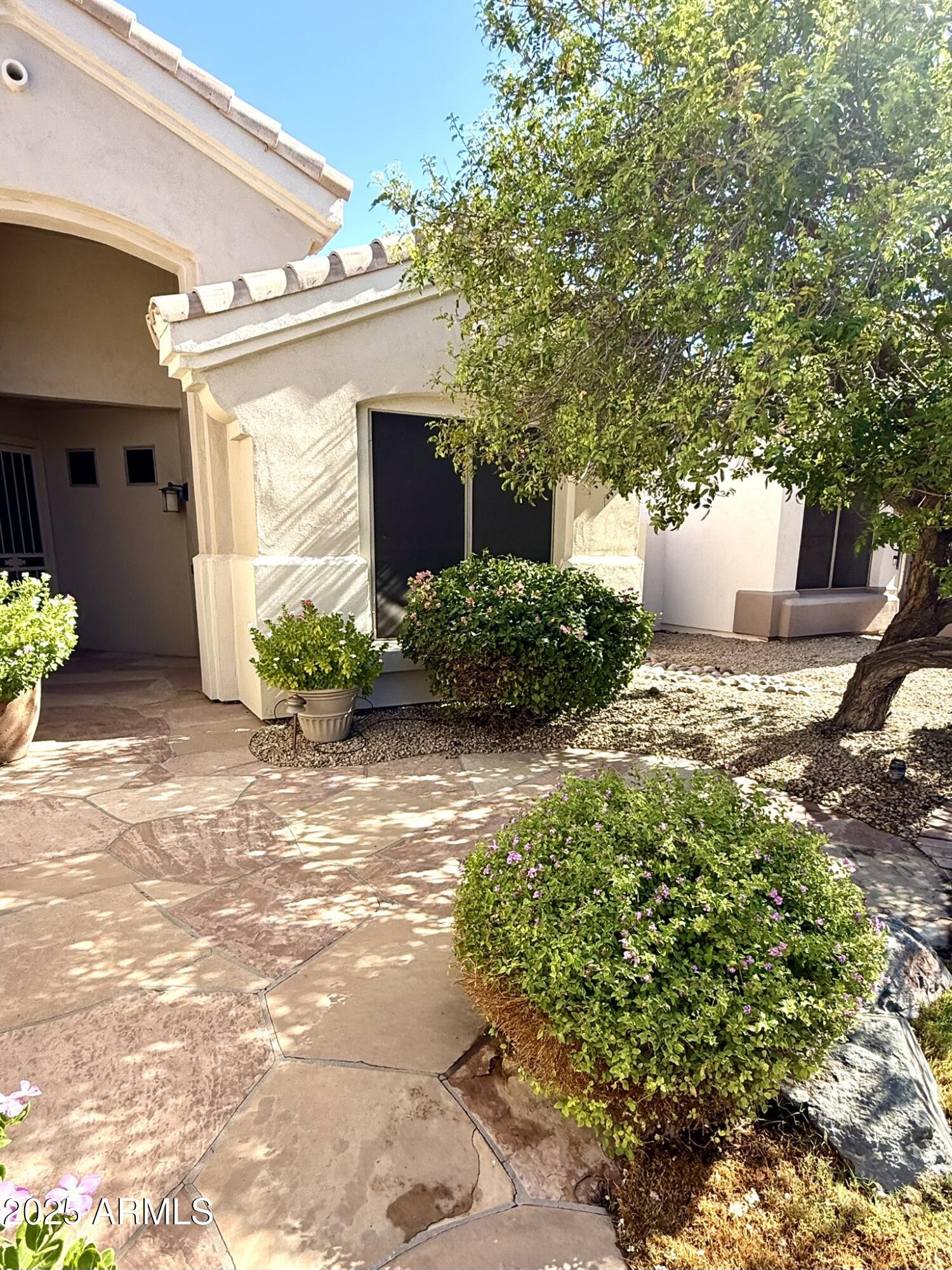 8092 E Michelle Drive