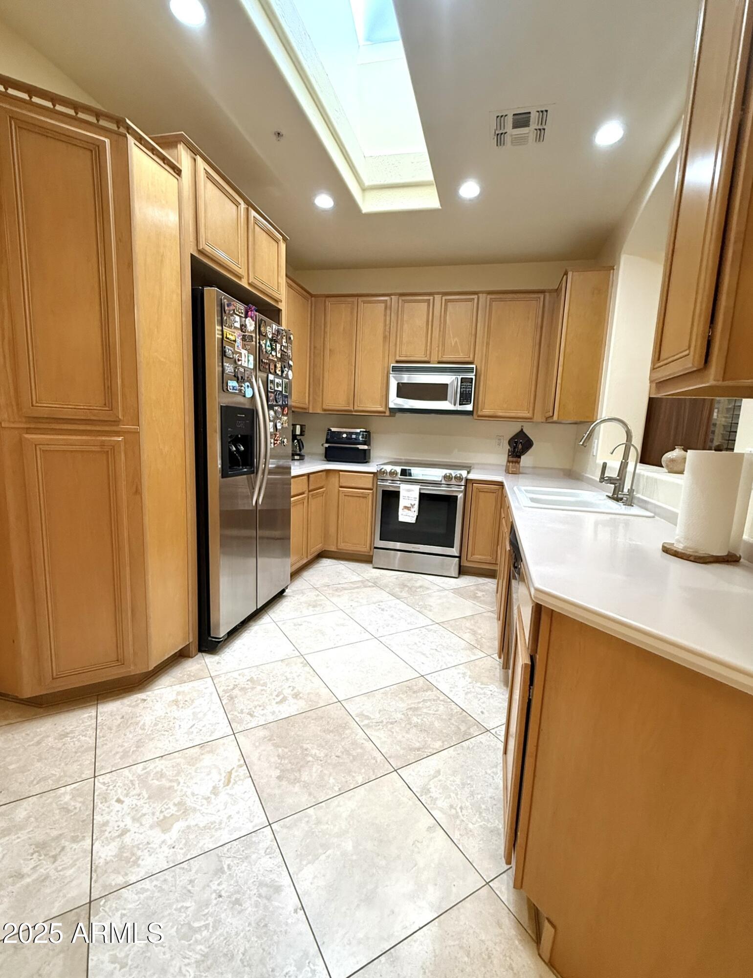 8092 E Michelle Drive