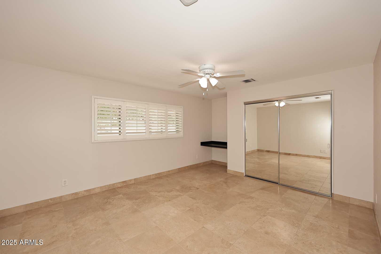 5449 E THUNDERBIRD Road