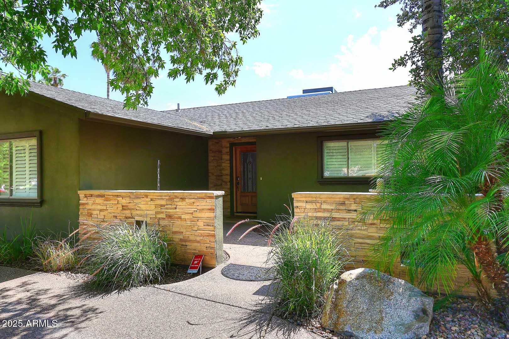 5449 E THUNDERBIRD Road