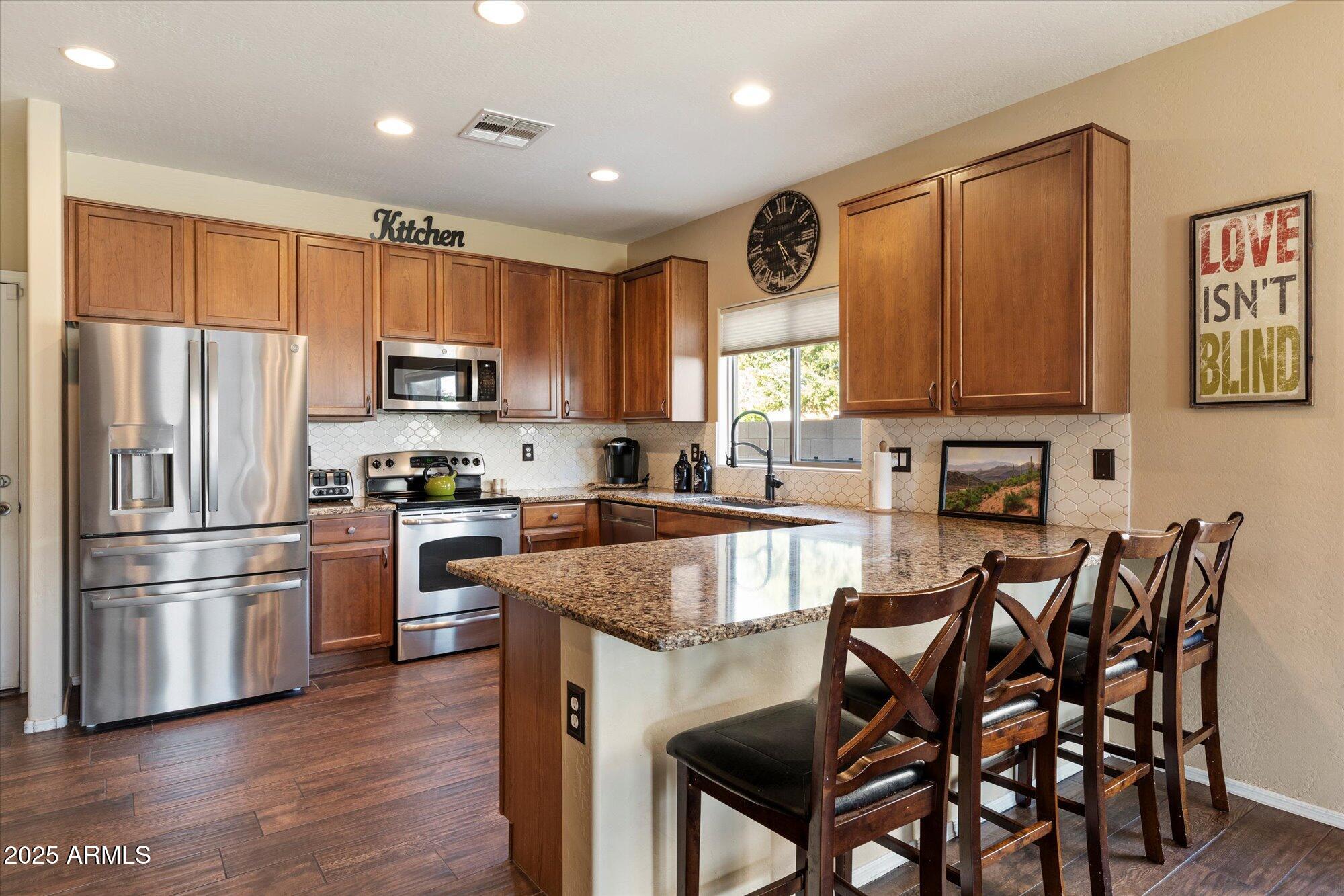 15623 W MACKENZIE Drive, Goodyear