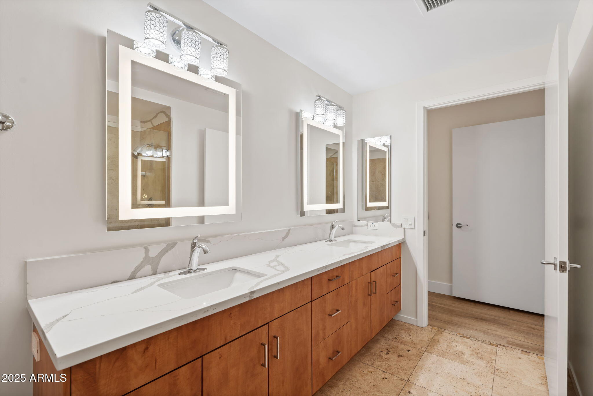 7127 E RANCHO VISTA Drive, 2003, Scottsdale Unit: 2003