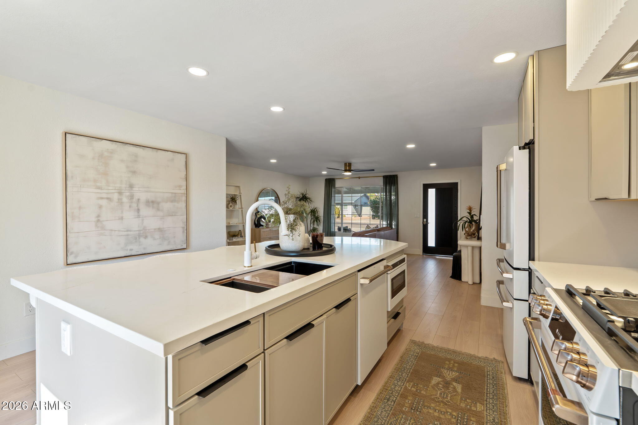 7255 E CORONADO Road