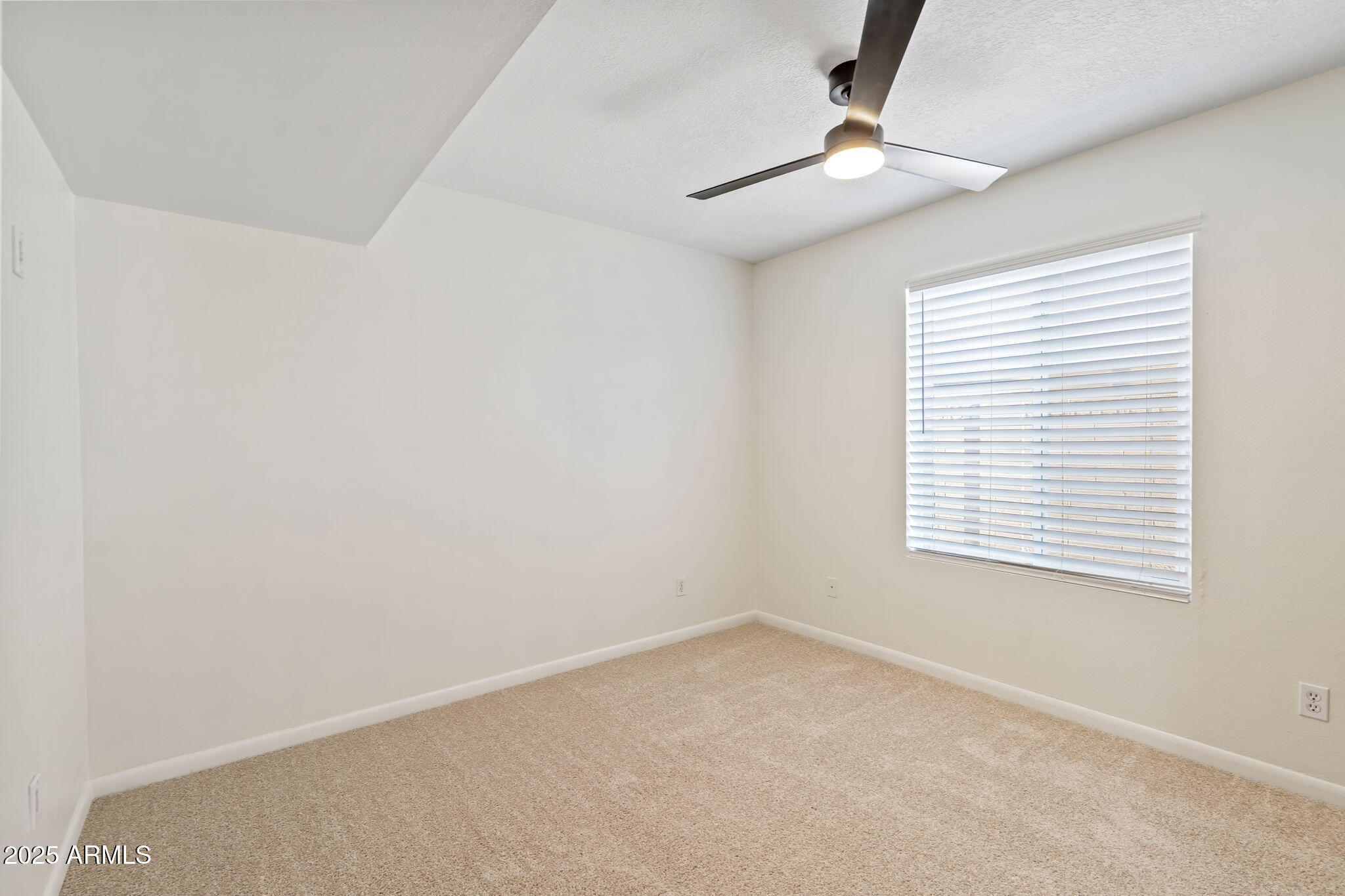 5418 E WETHERSFIELD Road