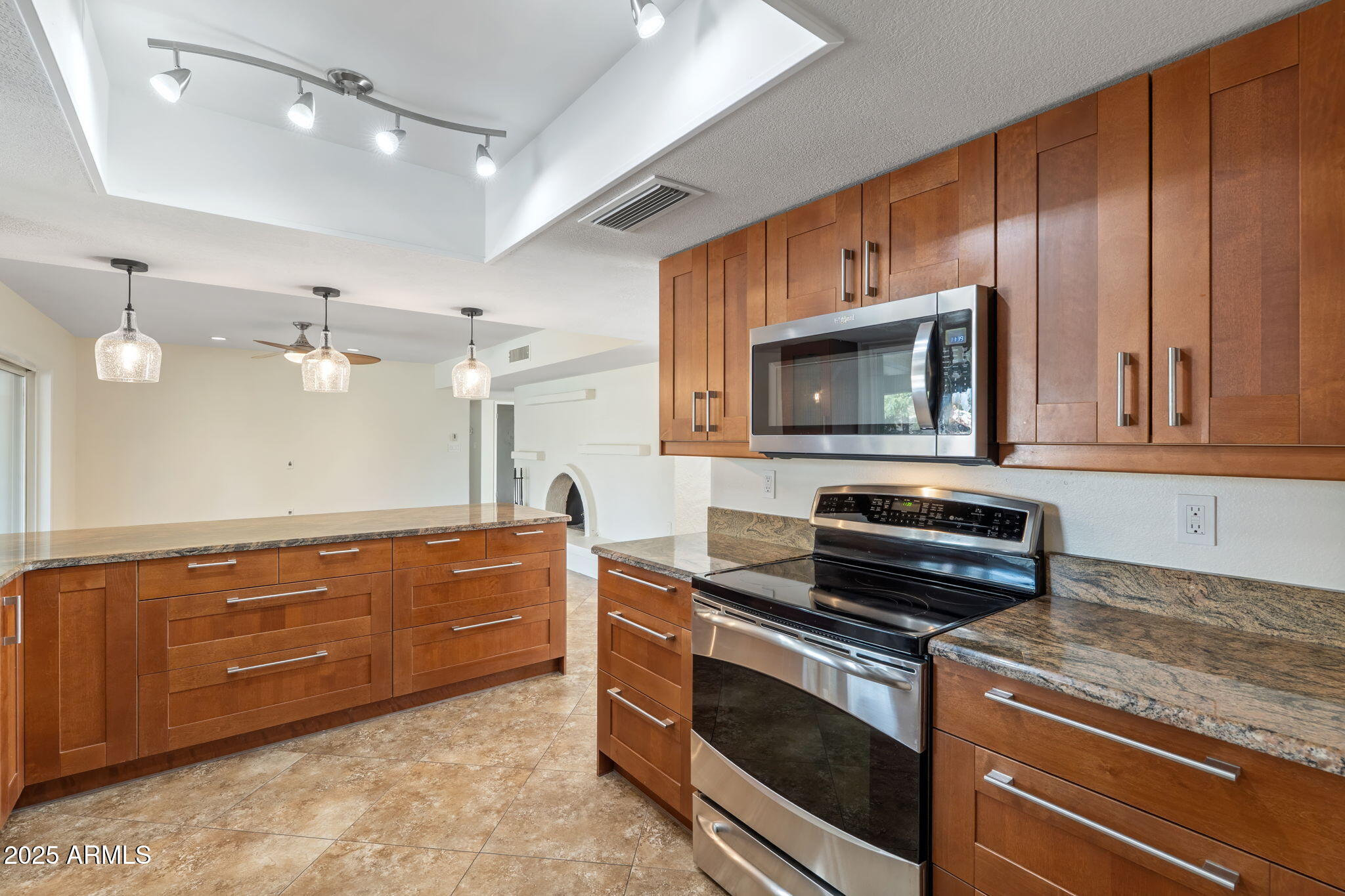 5418 E WETHERSFIELD Road