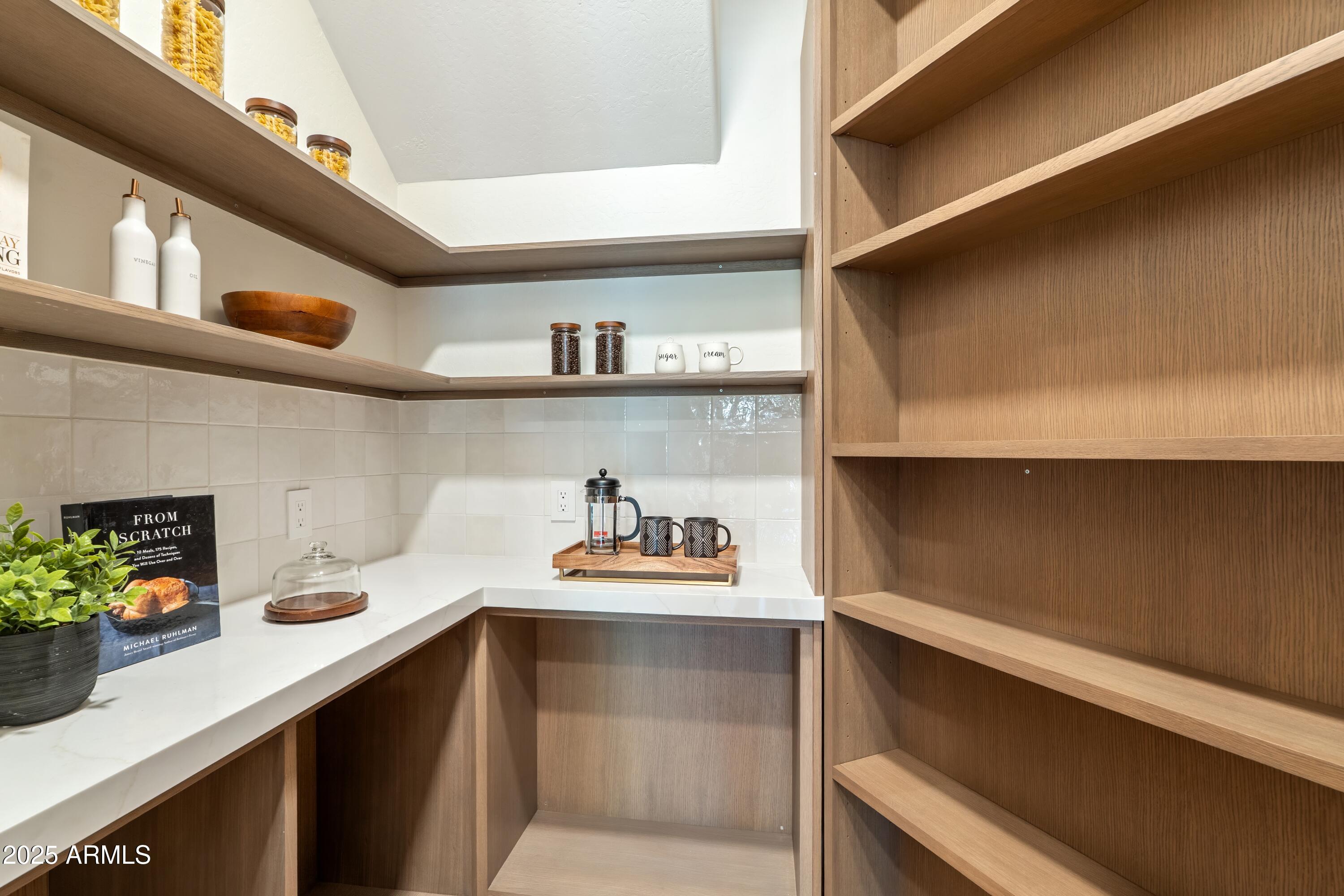 9280 E THOMPSON PEAK Parkway, 25