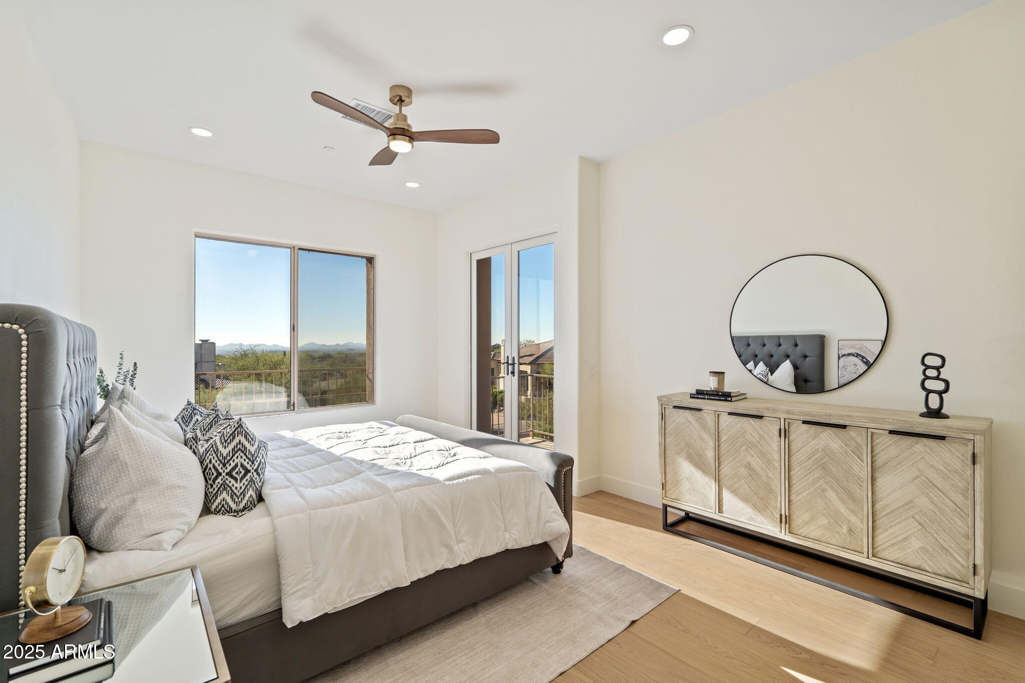 9280 E THOMPSON PEAK Parkway, 25